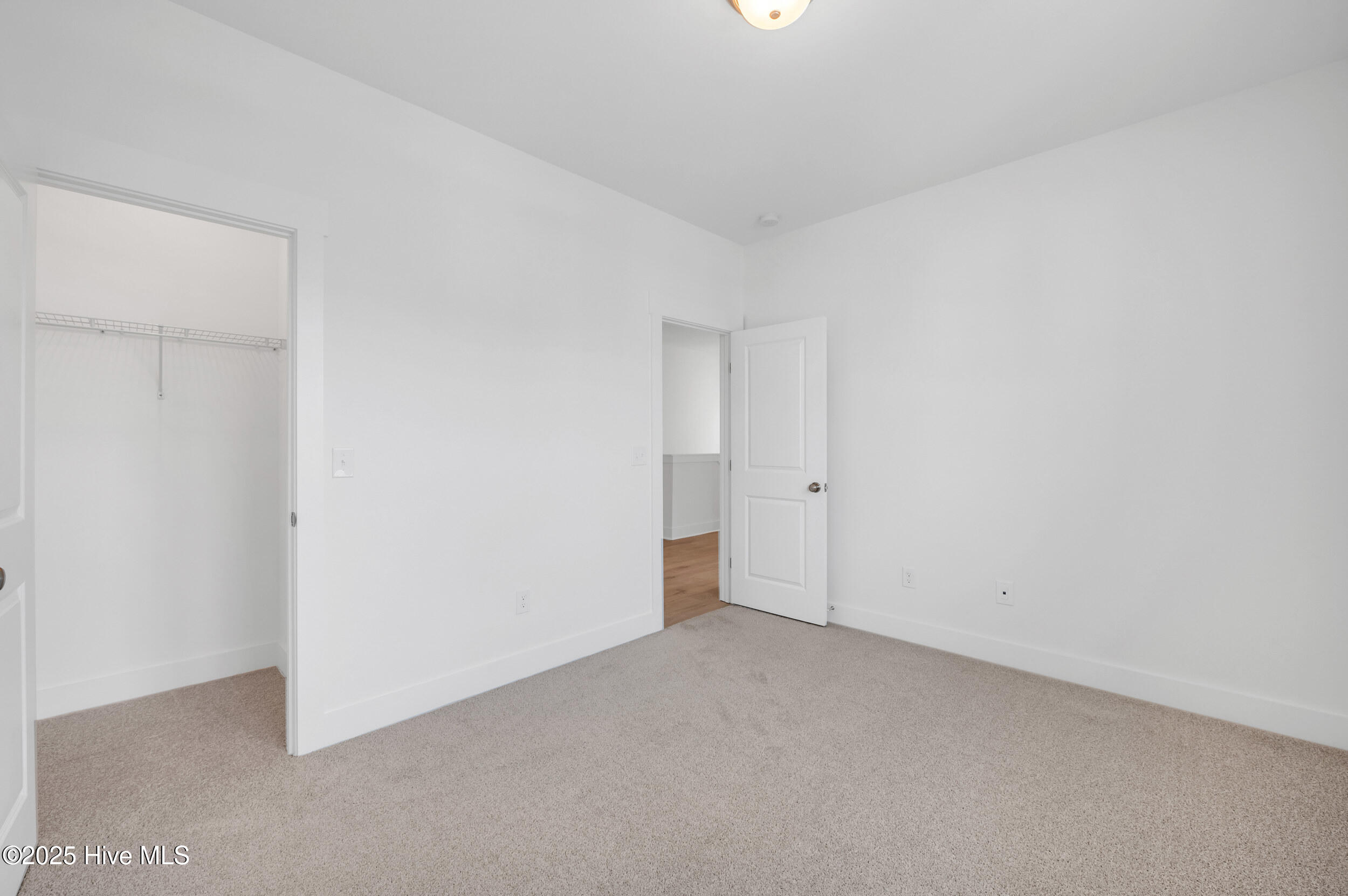 3833 Mason Port Drive, 102