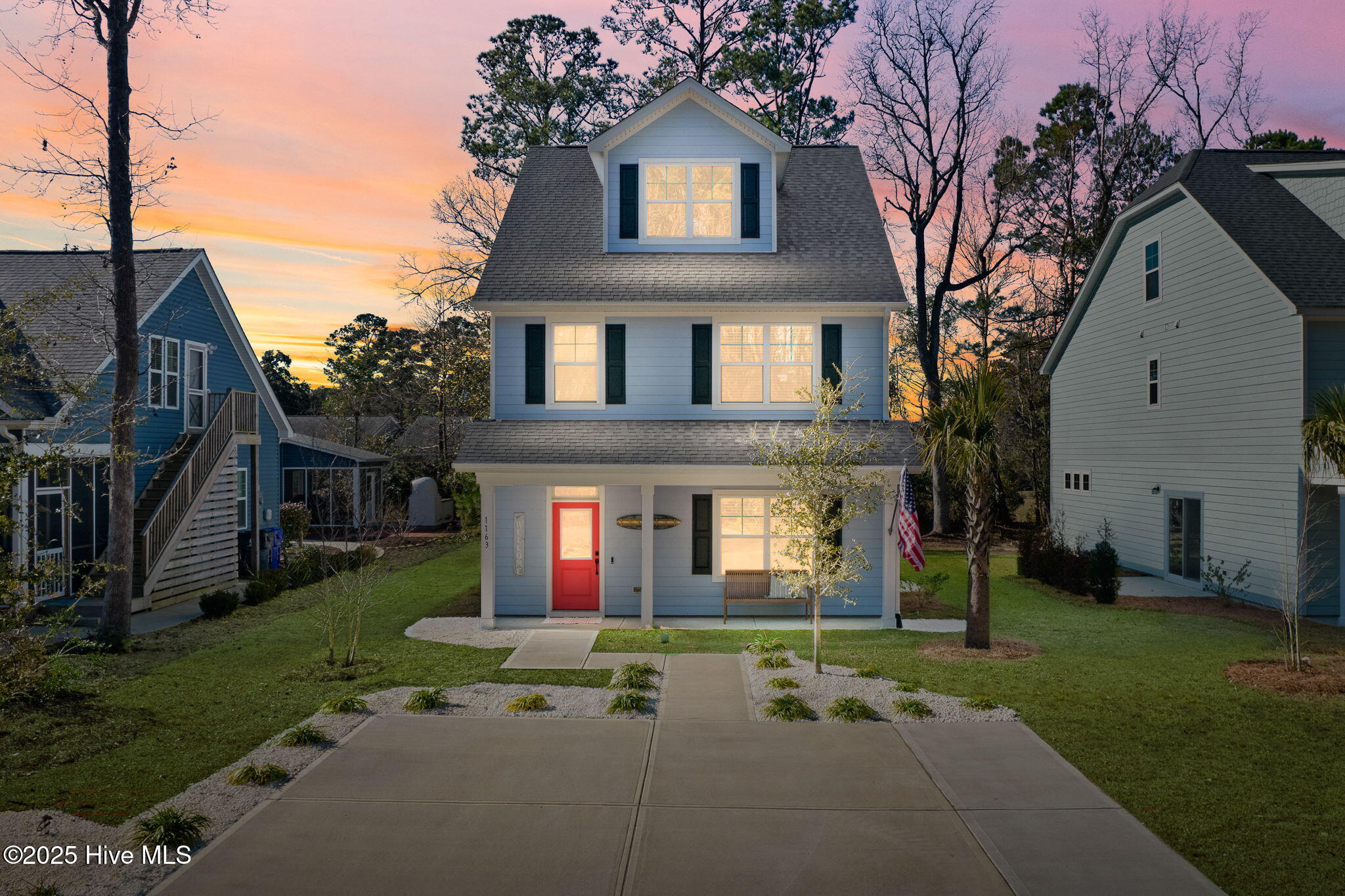 1163 N Caswell Avenue