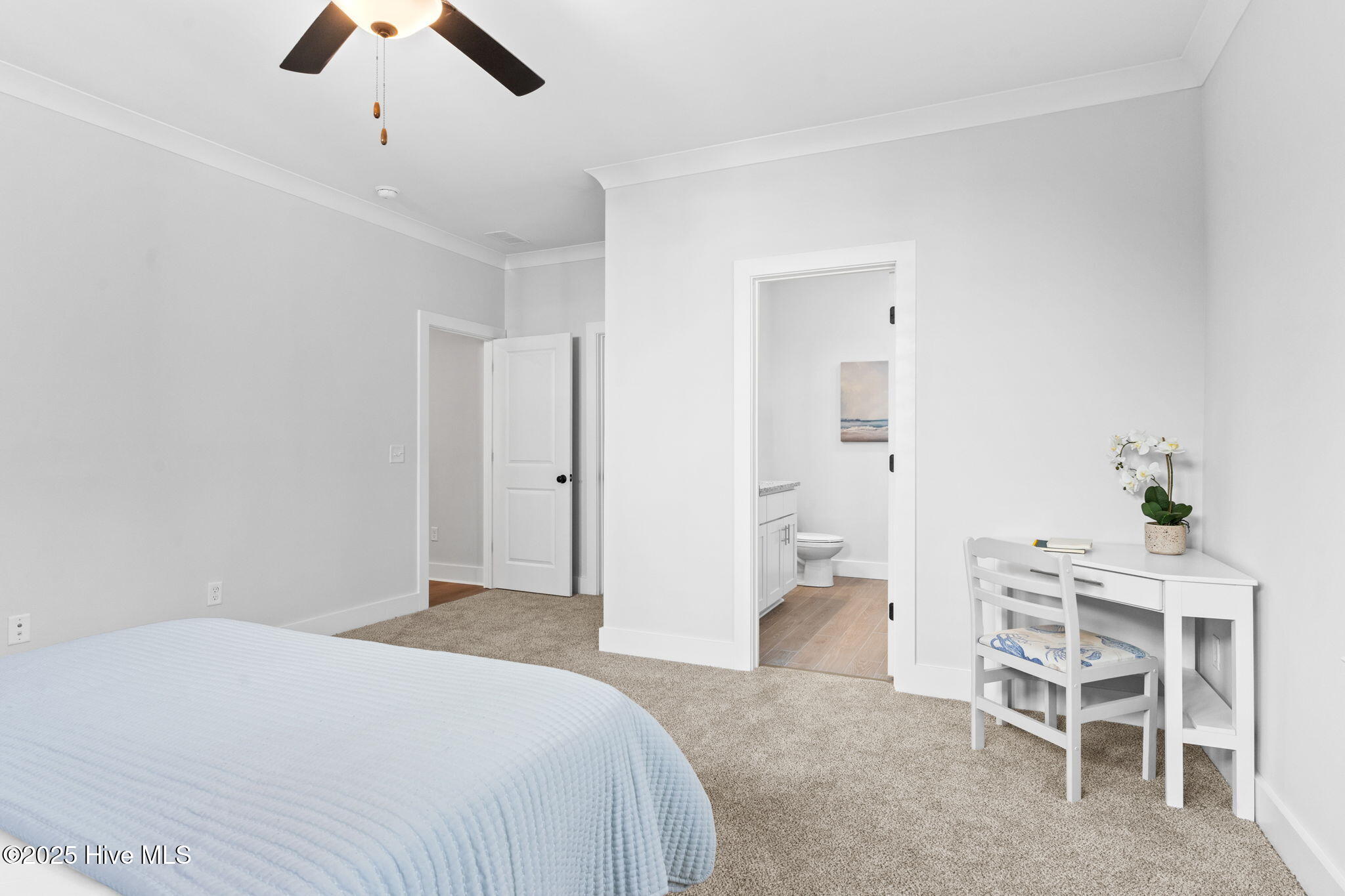 1163 N Caswell Avenue