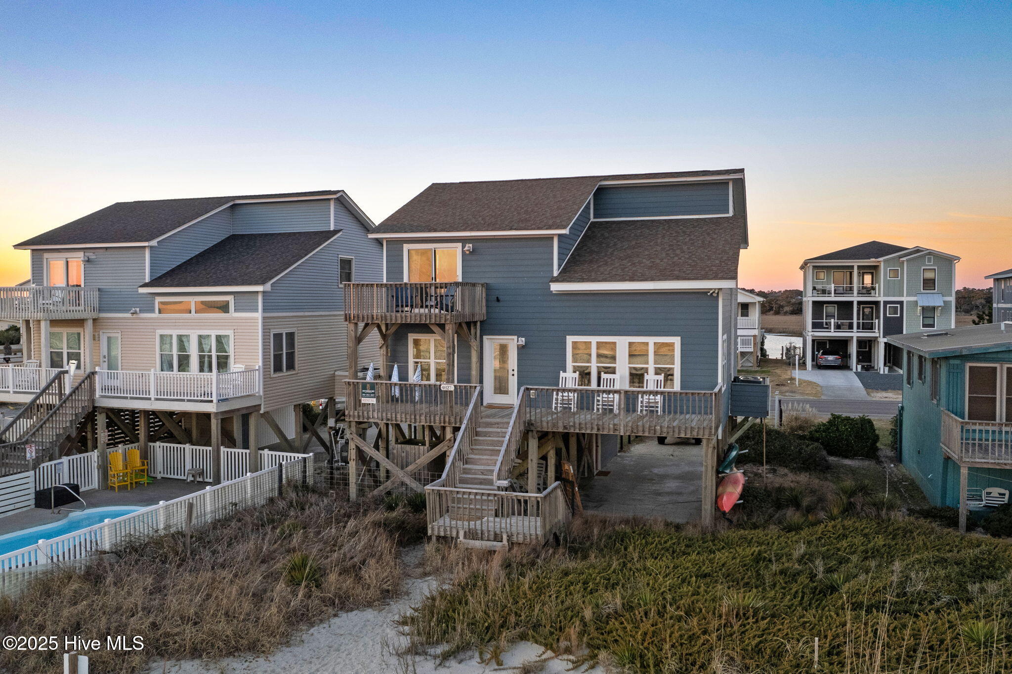 4827 W Beach Drive