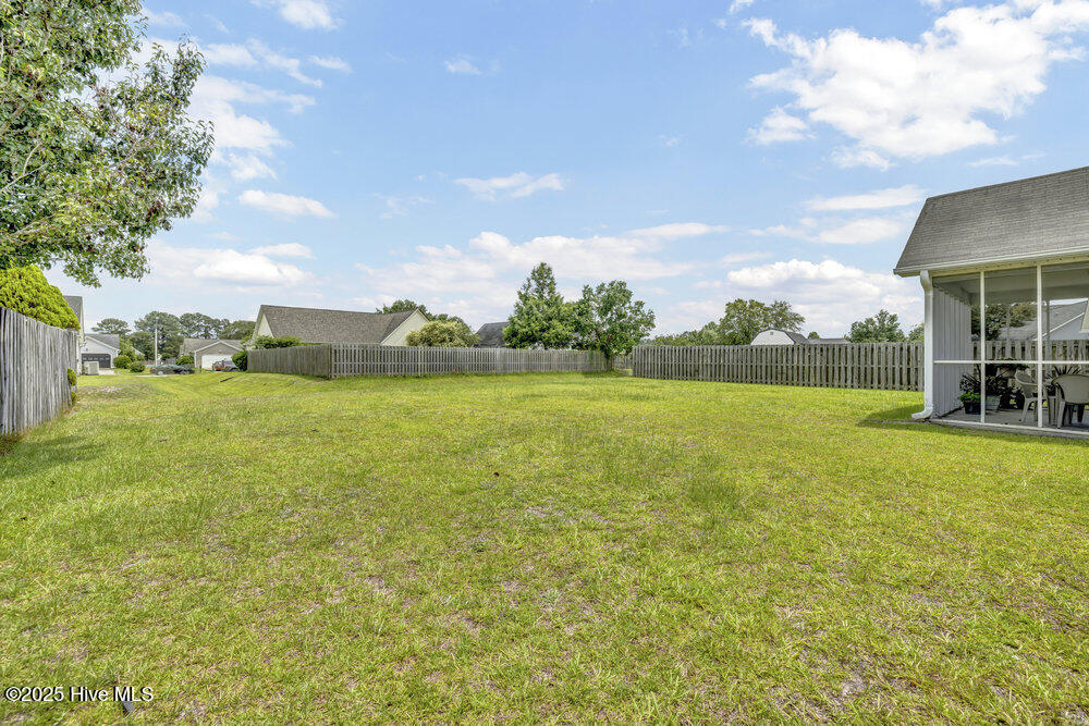1606 Cotswald Court