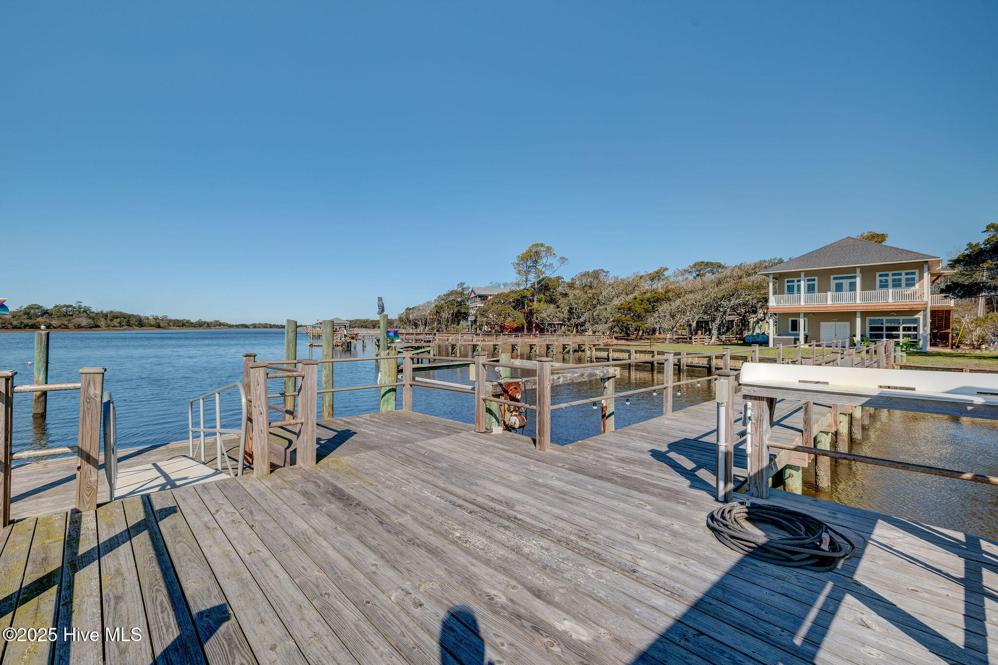 677 Saint Paul Drive SE