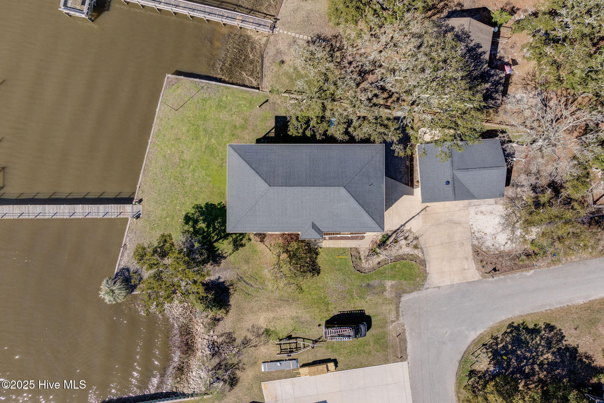 677 Saint Paul Drive SE