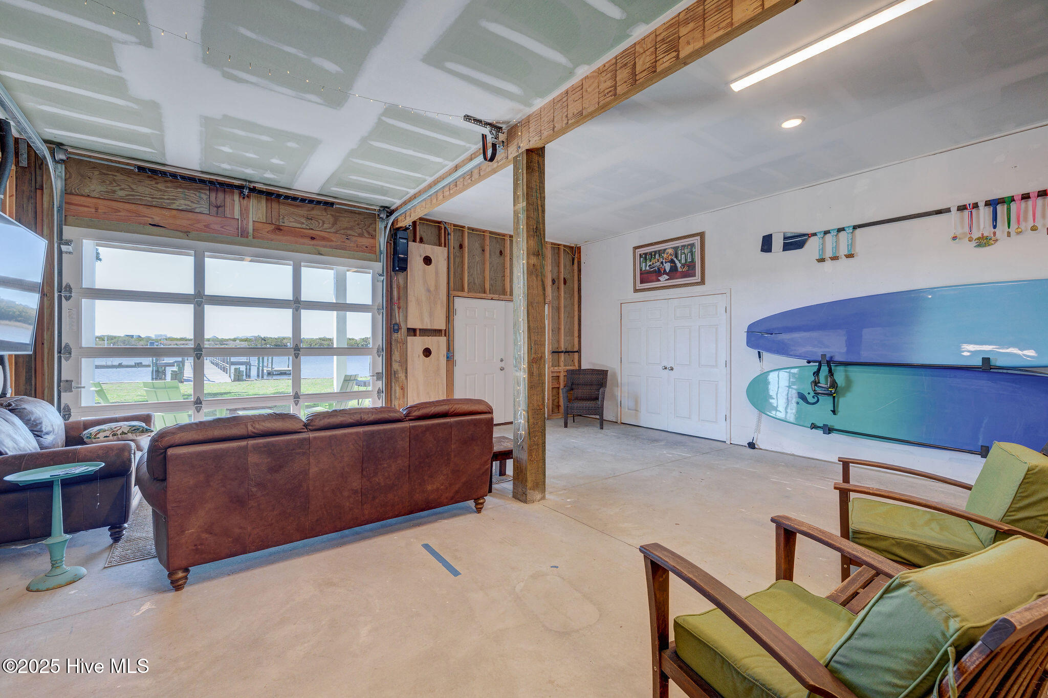 677 Saint Paul Drive SE