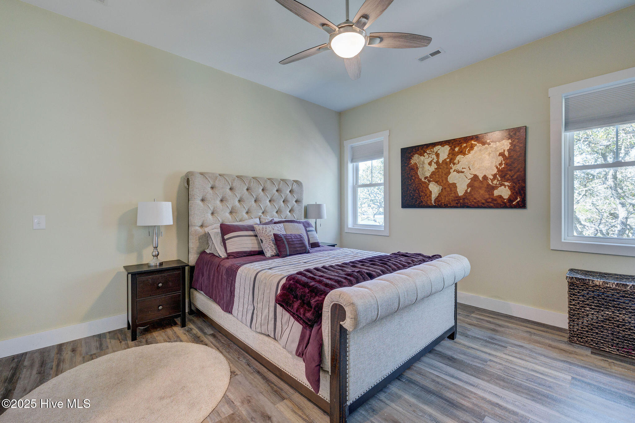 677 Saint Paul Drive SE