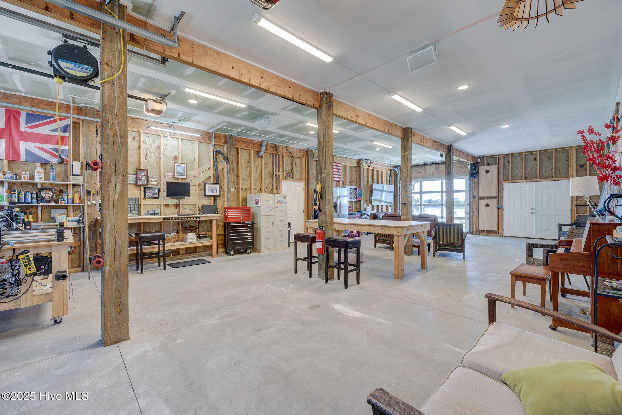 677 Saint Paul Drive SE