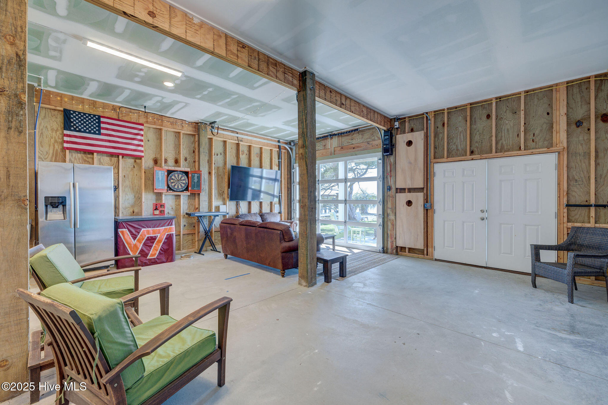 677 Saint Paul Drive SE