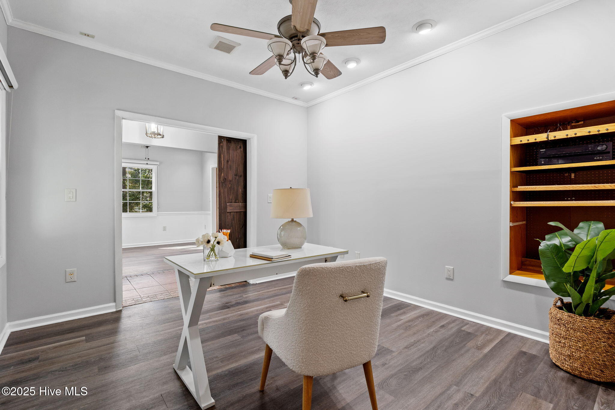 3181 Island Drive SE