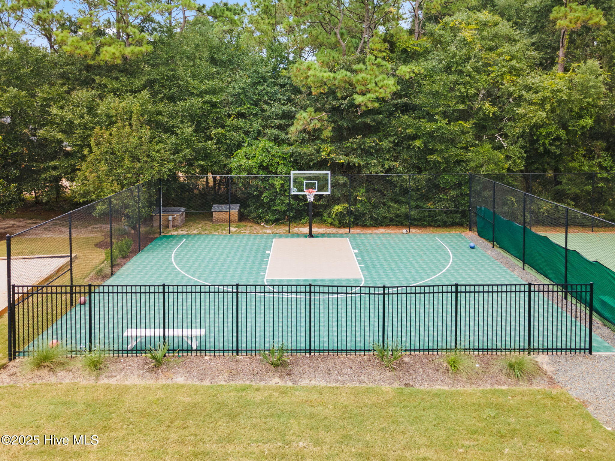 3181 Island Drive SE