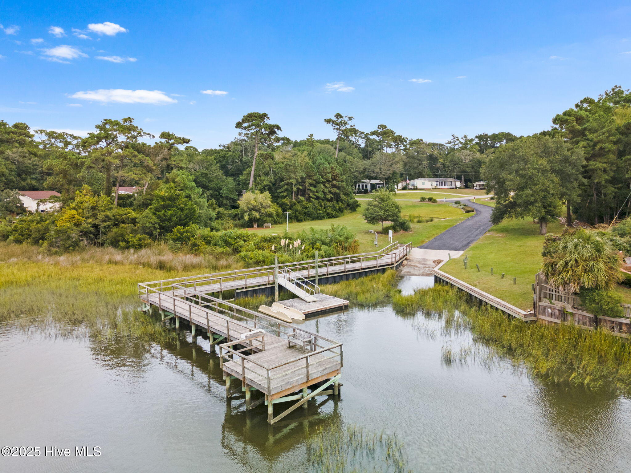 3181 Island Drive SE