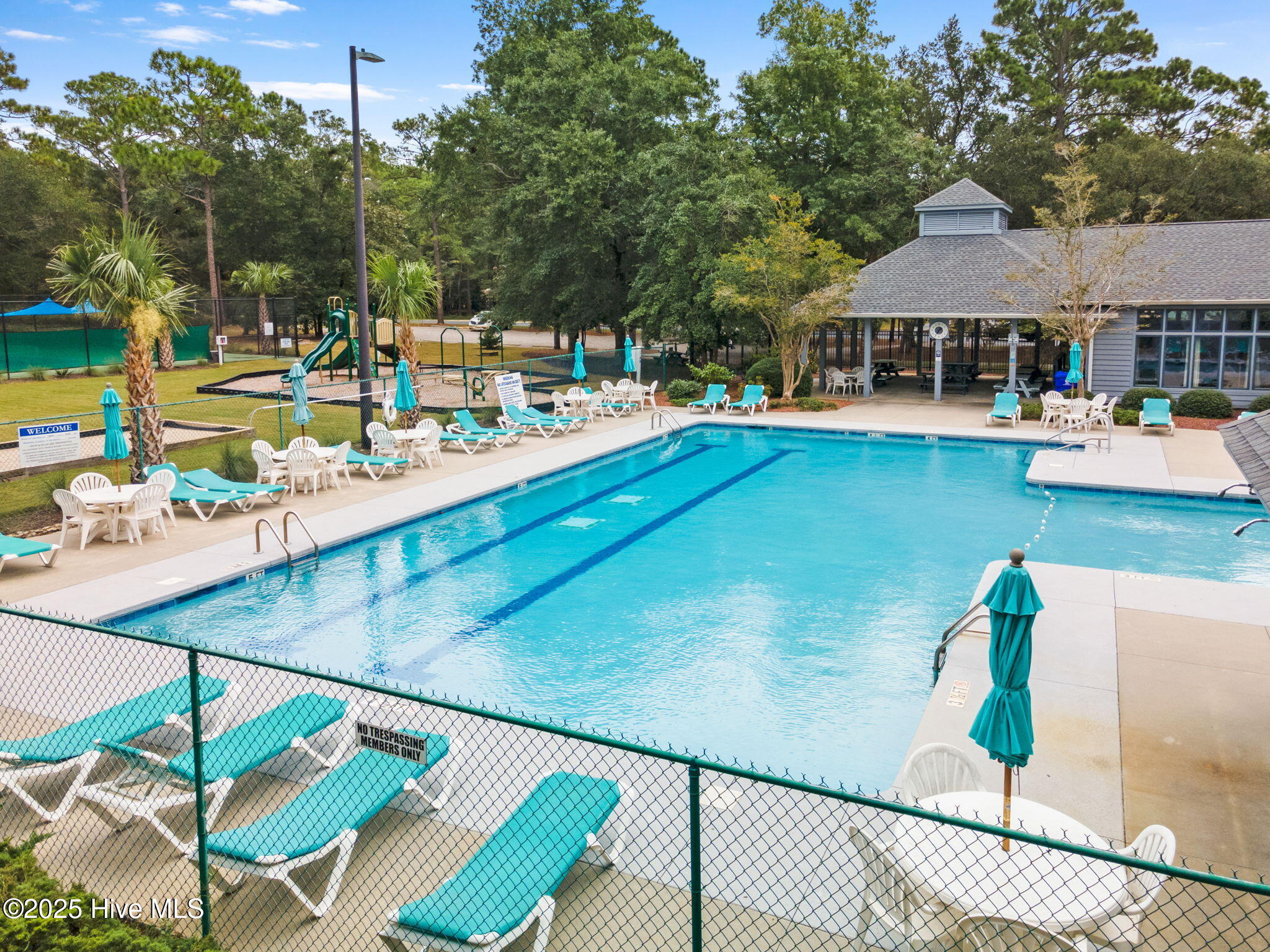 3181 Island Drive SE