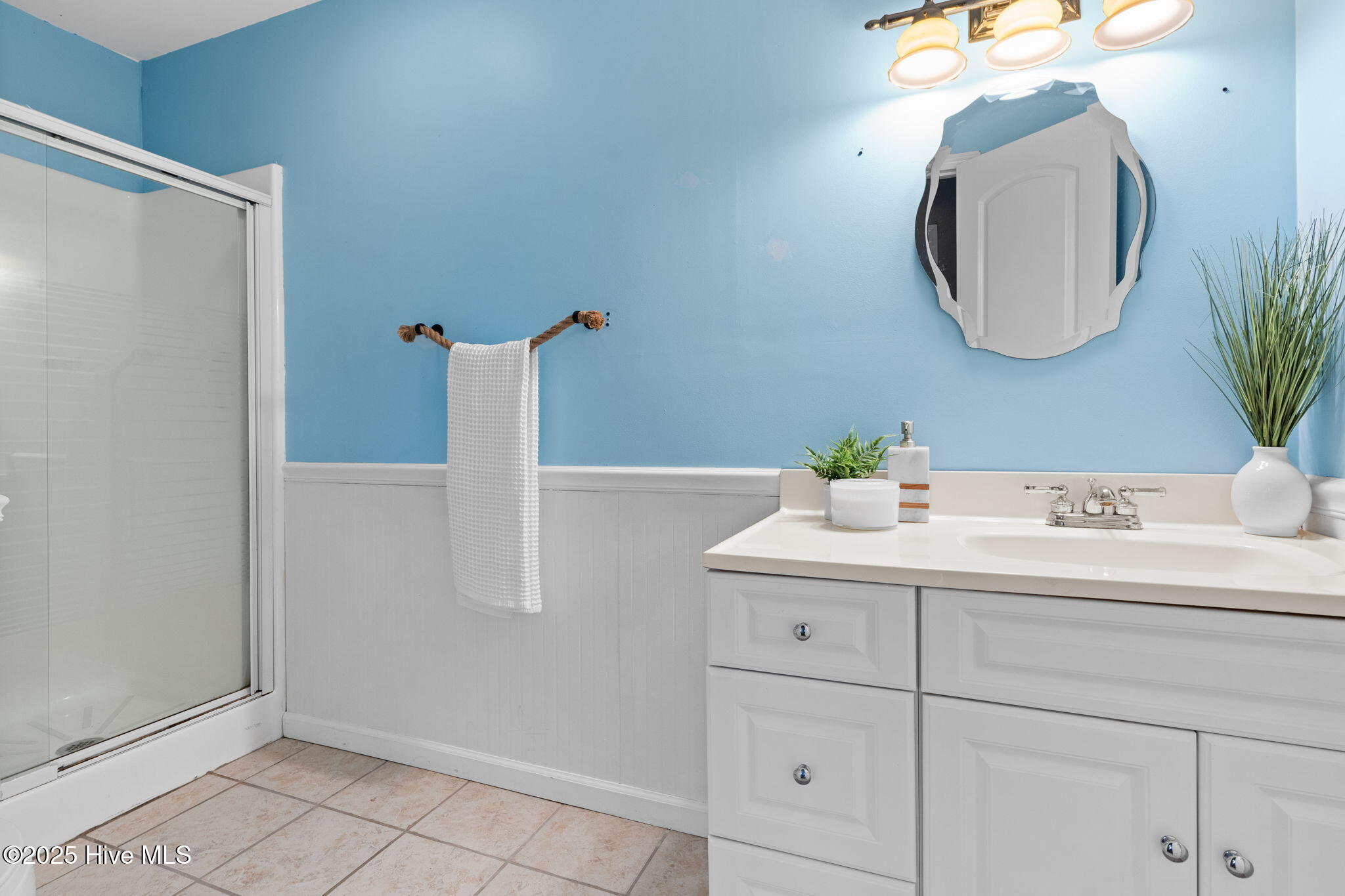 3181 Island Drive SE