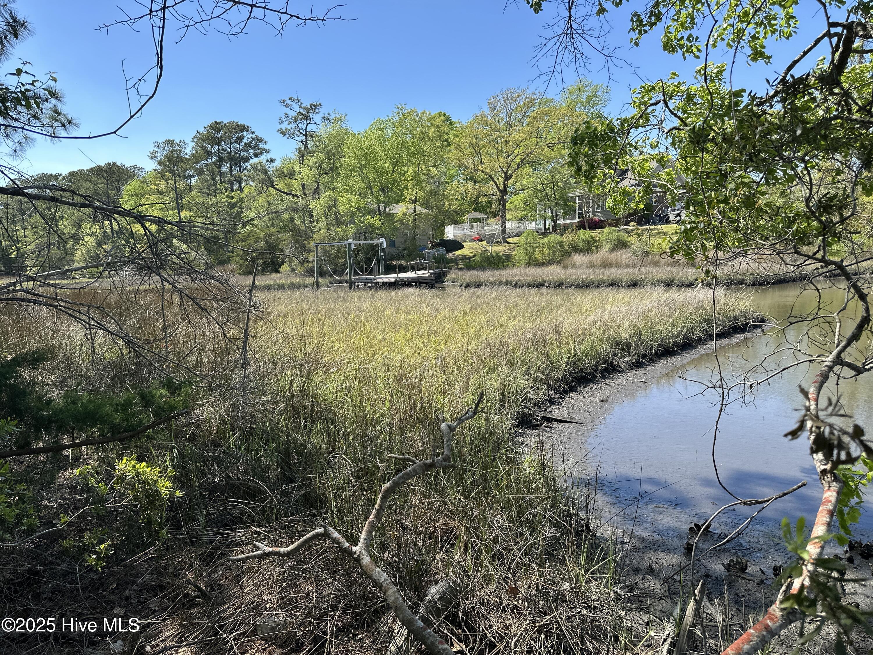 106 Hollihaven Drive