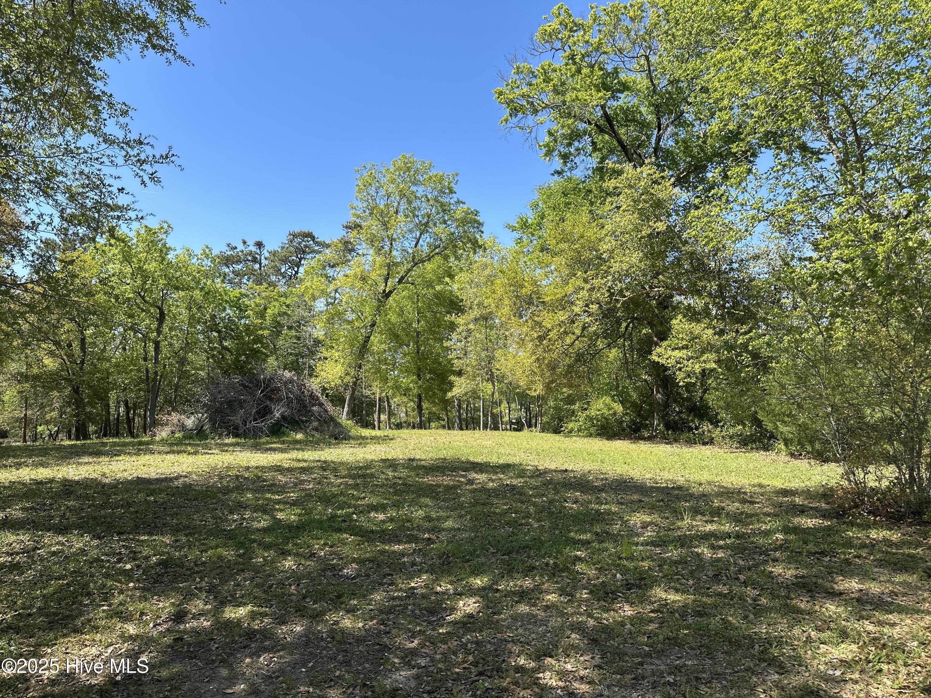 106 Hollihaven Drive