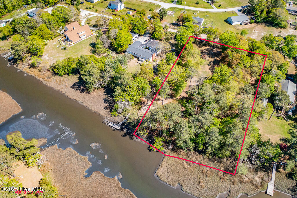 106 Hollihaven Drive