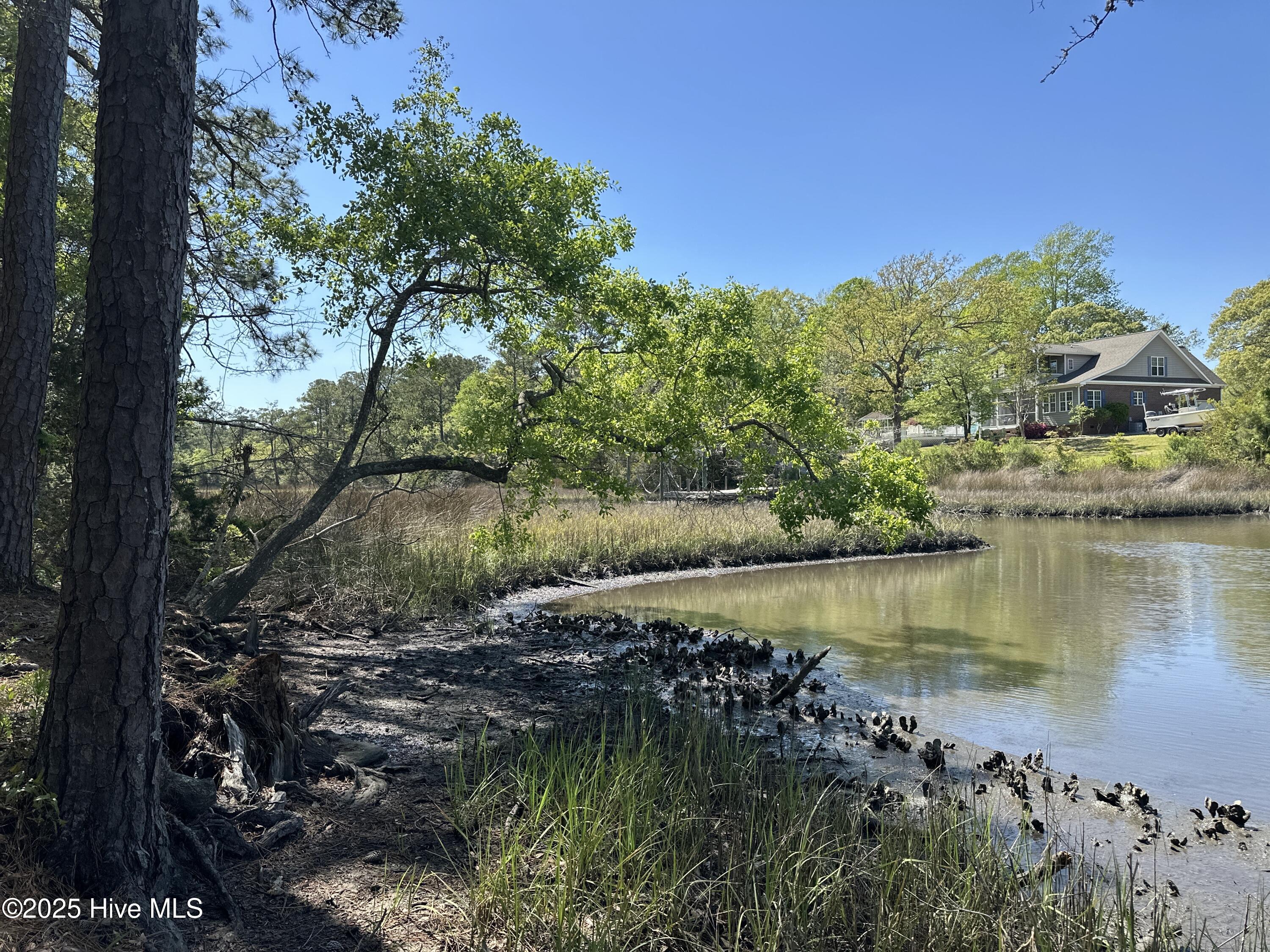 106 Hollihaven Drive