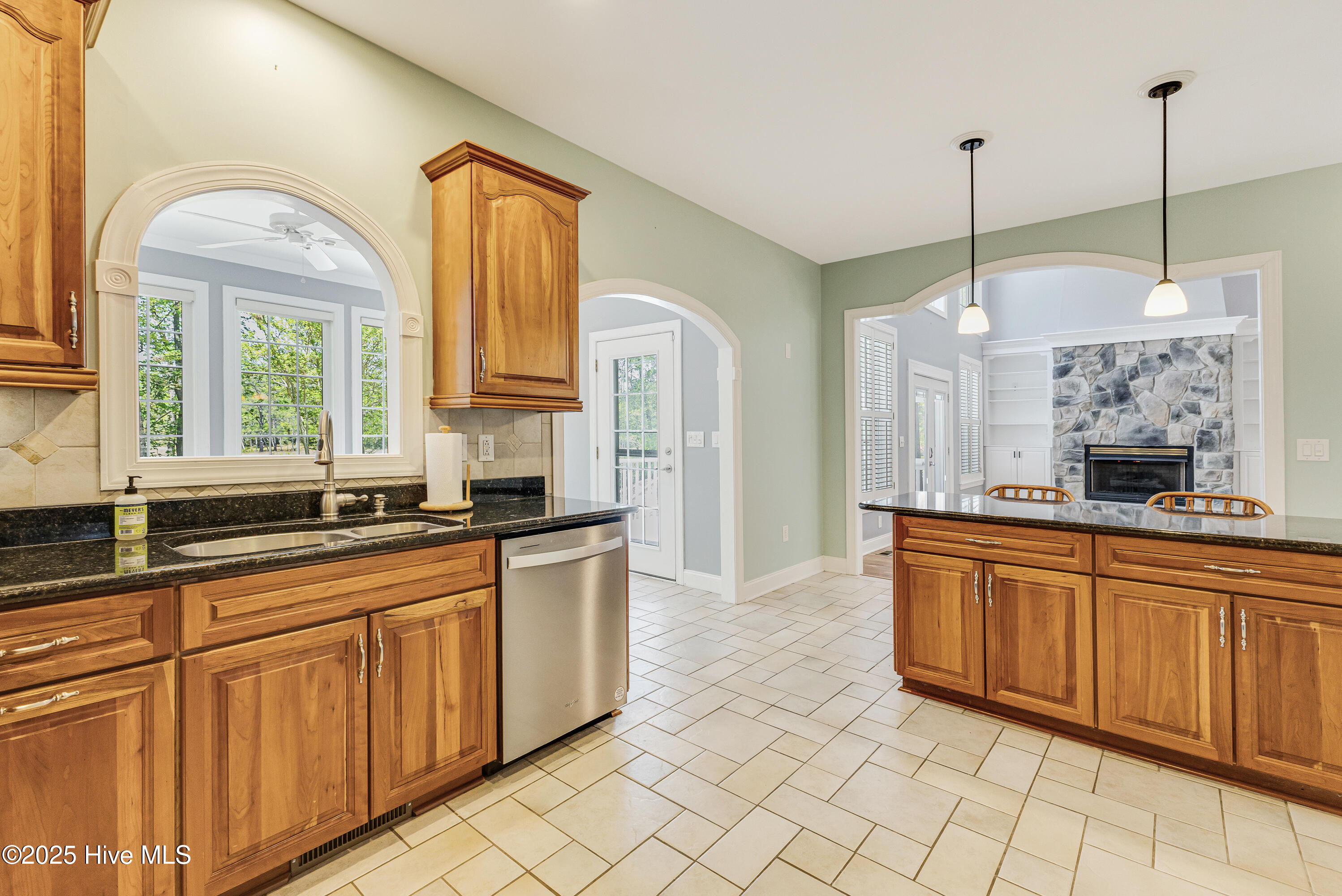 117 Canvasback Point