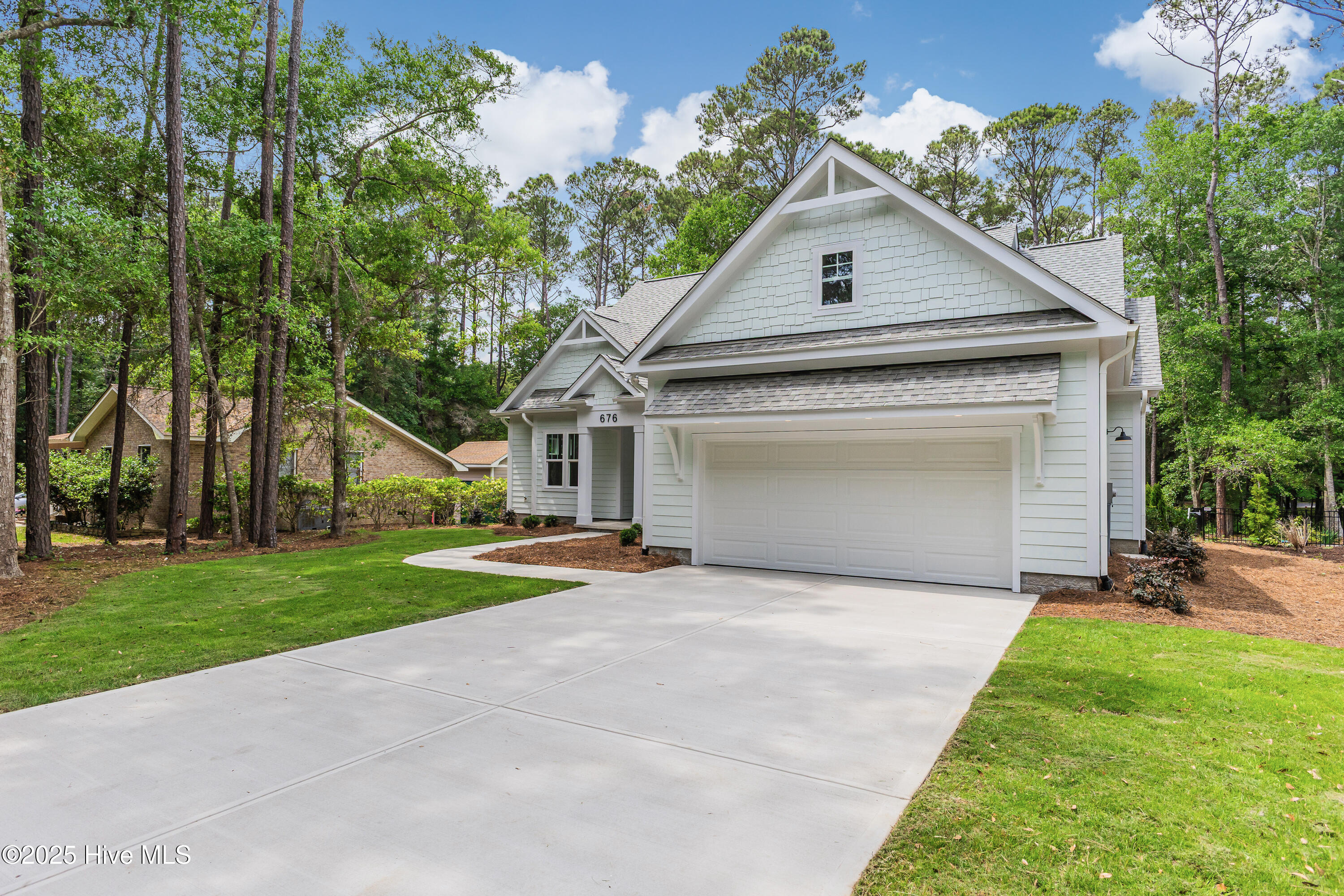 676 Folly Drive SE, Bolivia