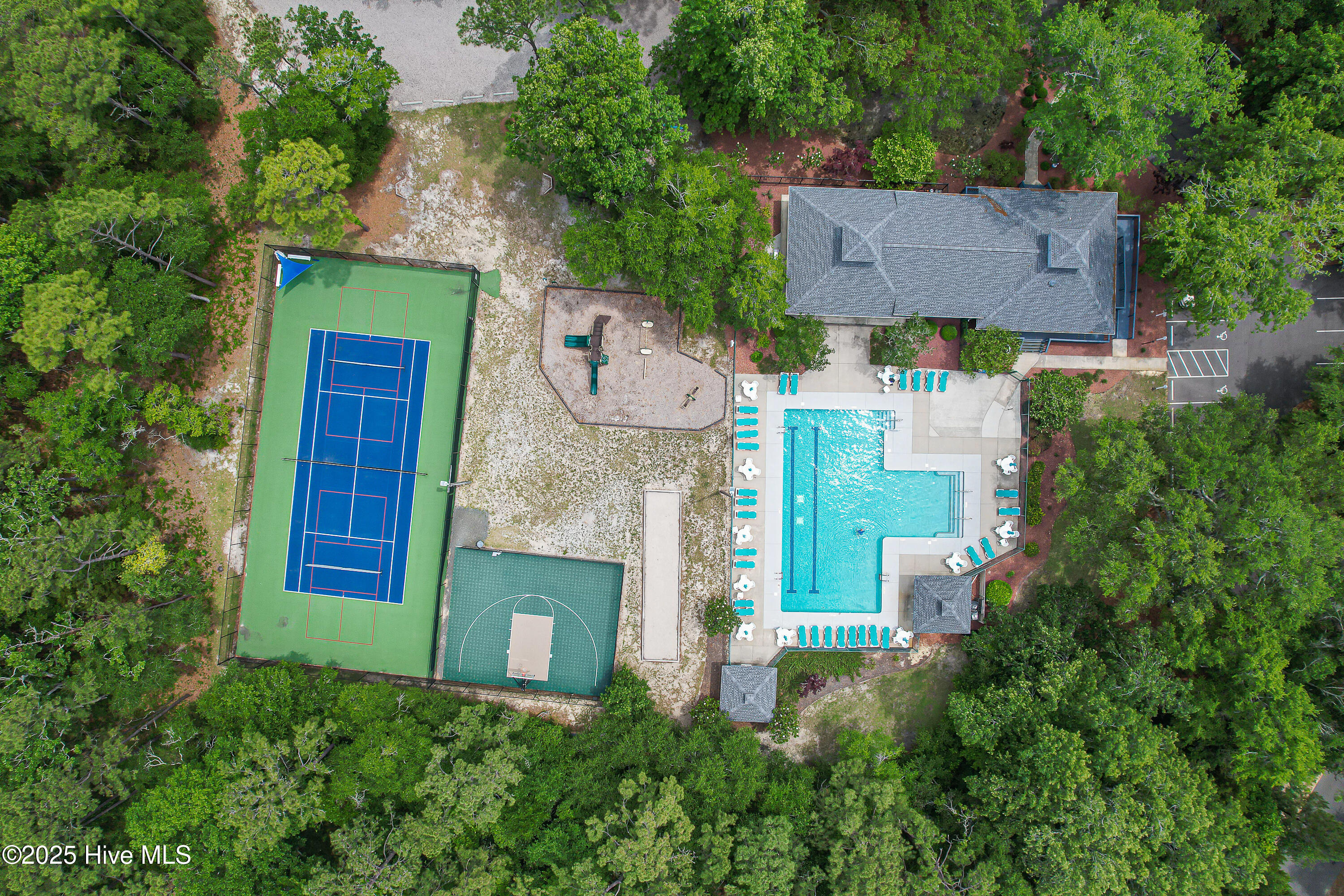 676 Folly Drive SE, Bolivia