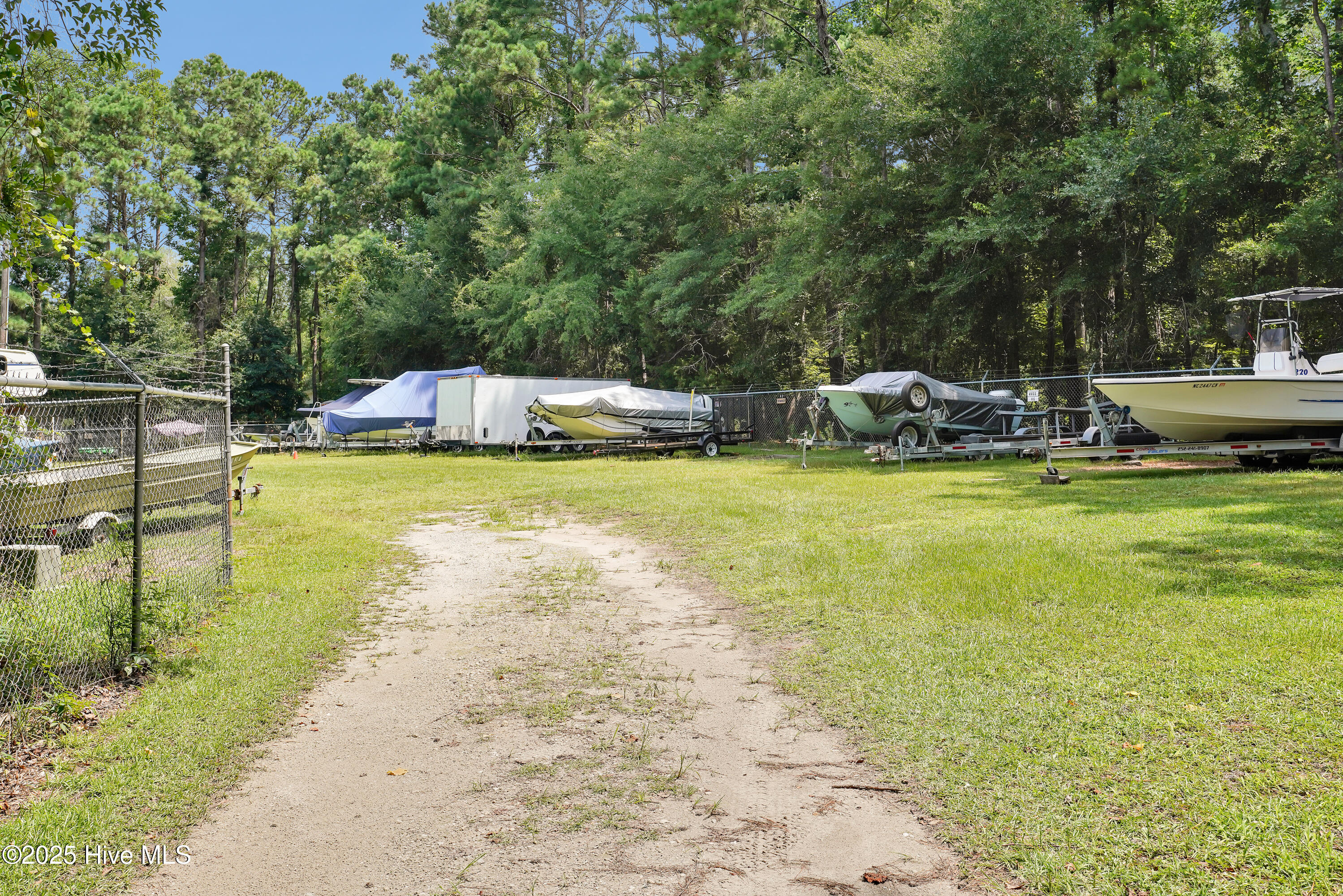 676 Folly Drive SE, Bolivia