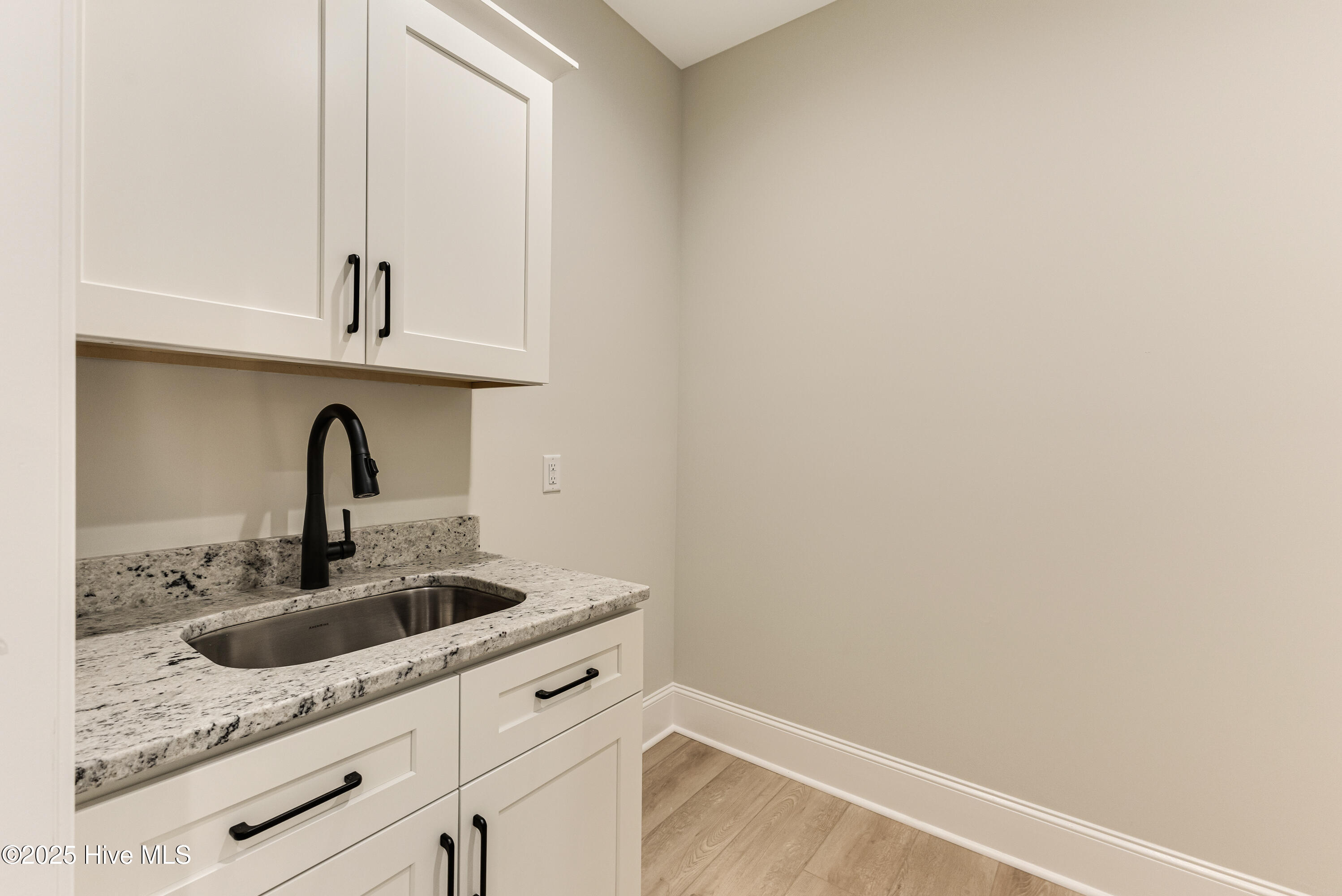 676 Folly Drive SE, Bolivia