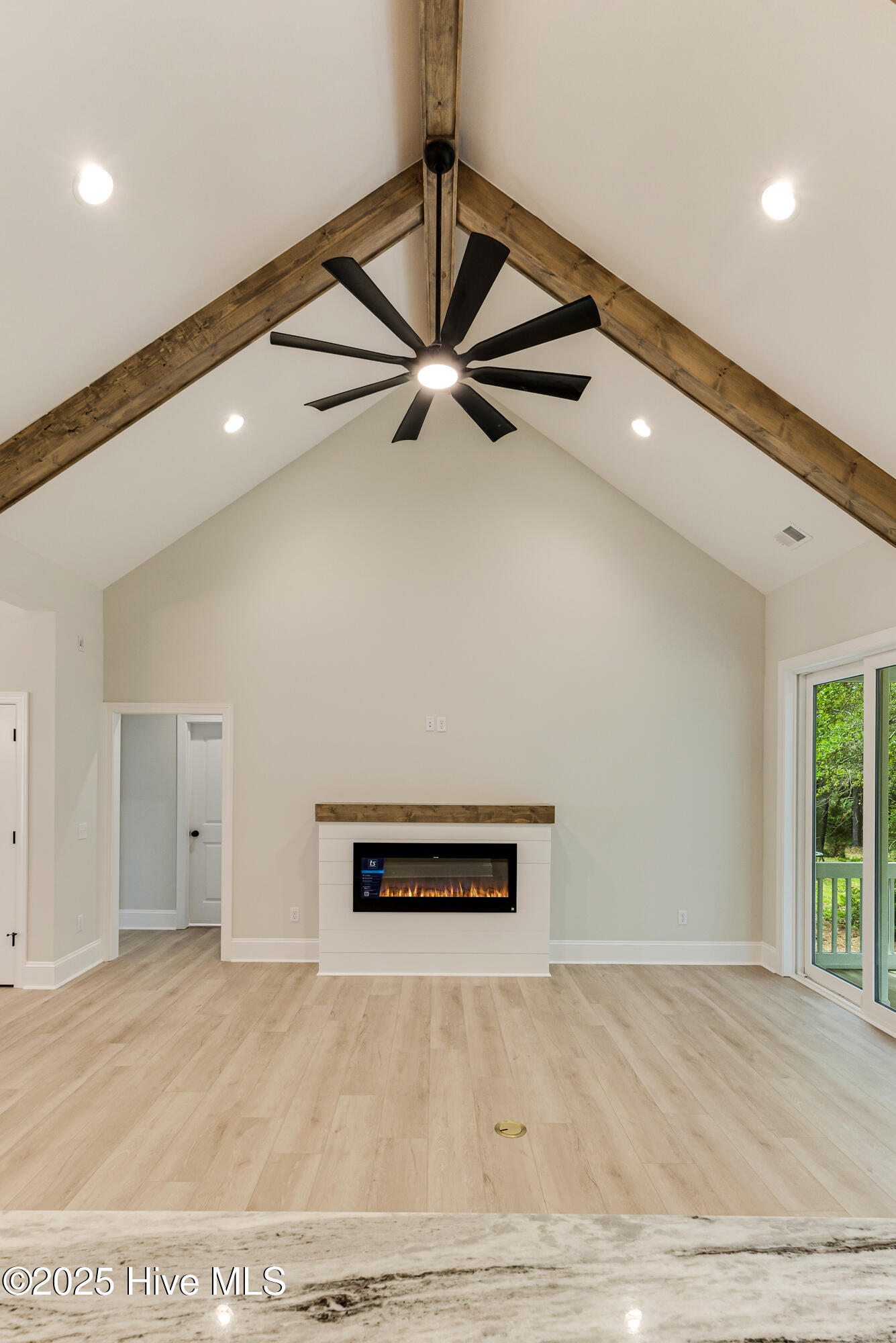 676 Folly Drive SE, Bolivia