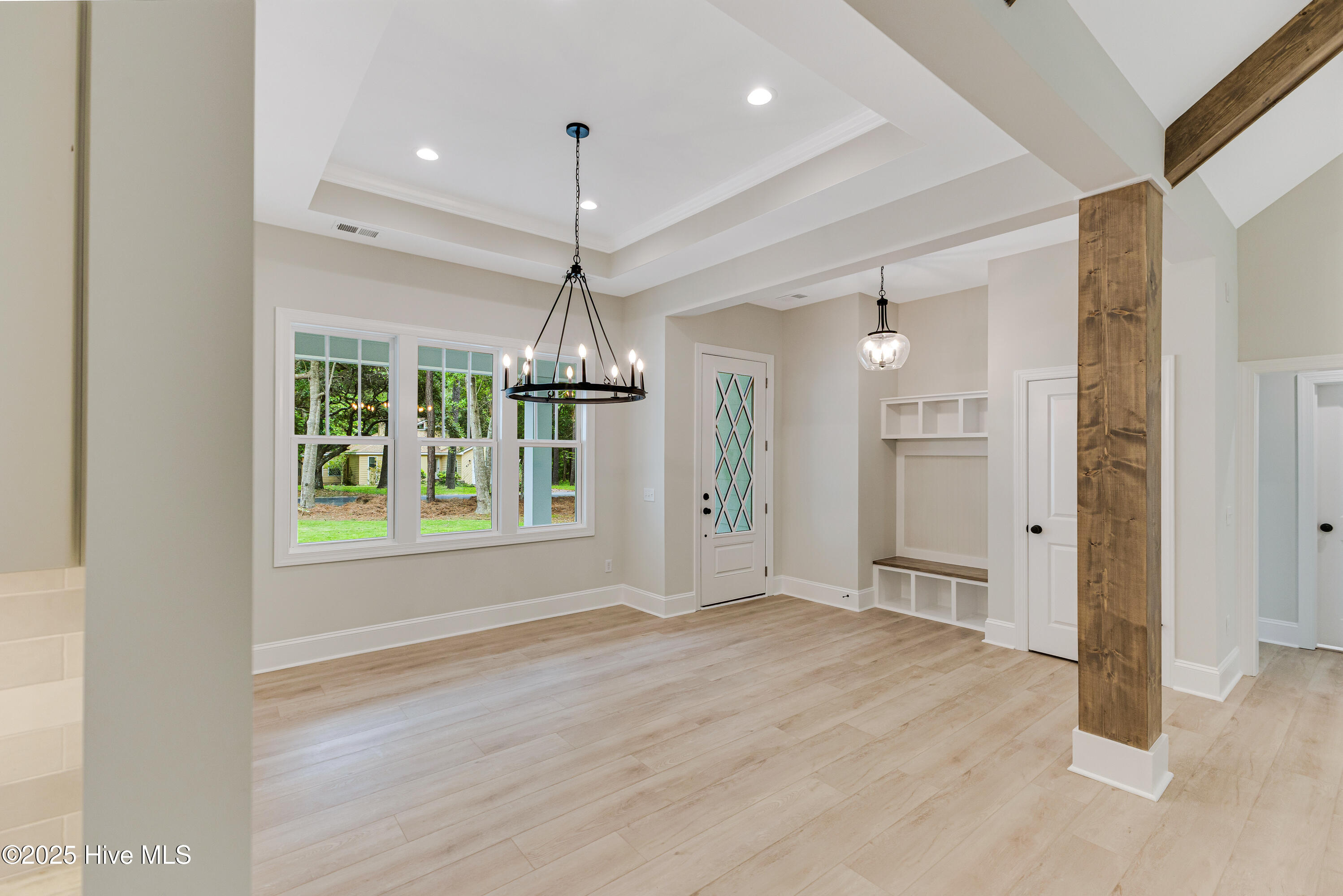 676 Folly Drive SE, Bolivia