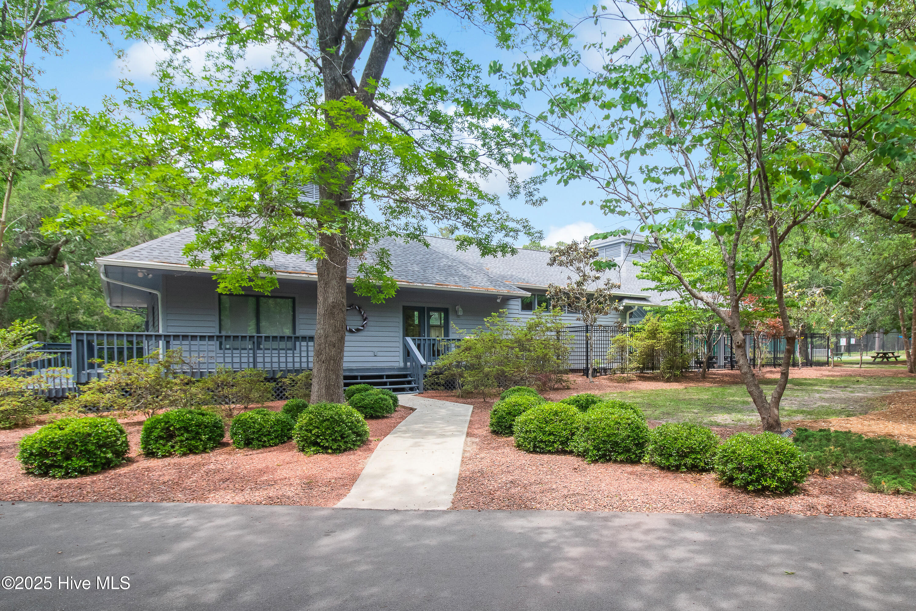 676 Folly Drive SE, Bolivia