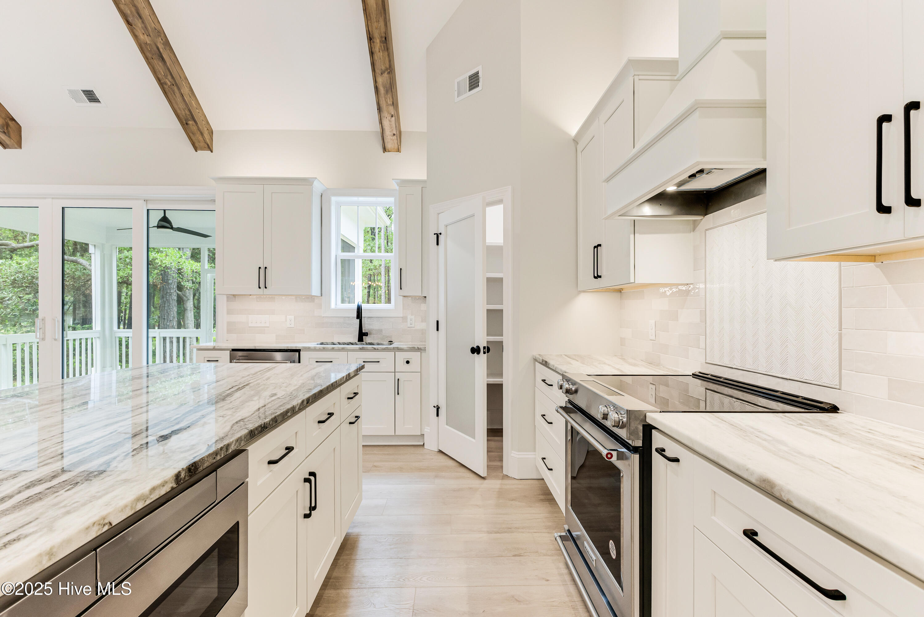 676 Folly Drive SE, Bolivia