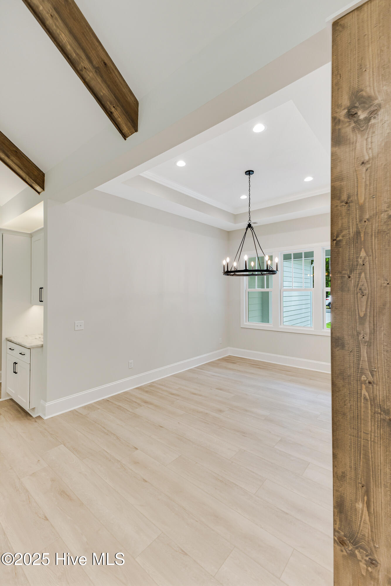 676 Folly Drive SE, Bolivia