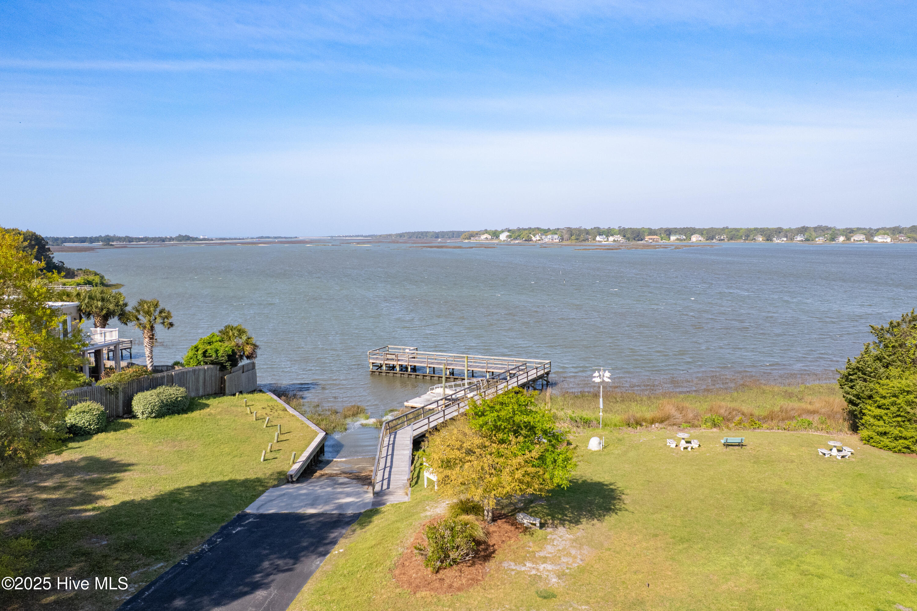 676 Folly Drive SE, Bolivia