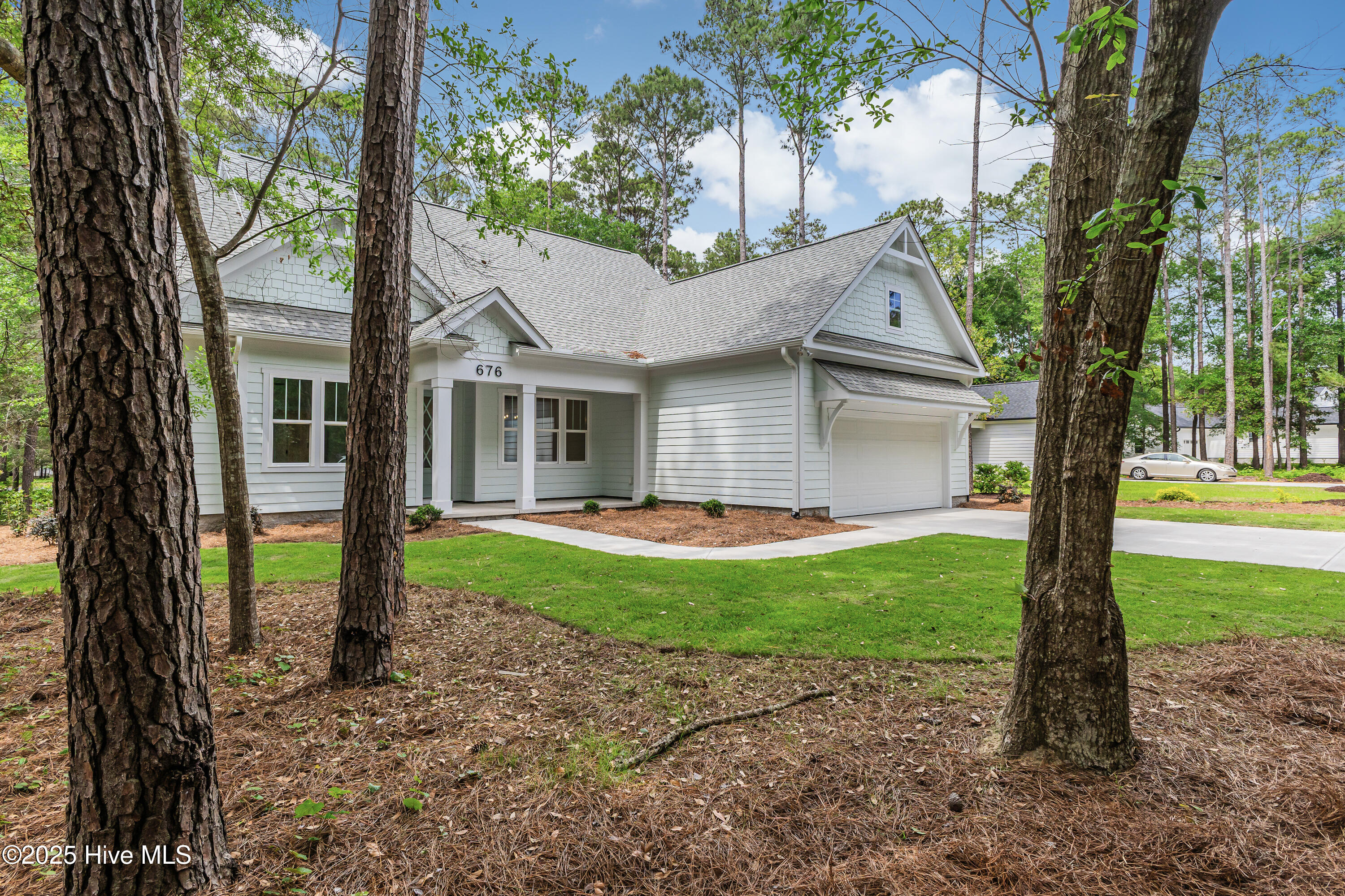 676 Folly Drive SE, Bolivia