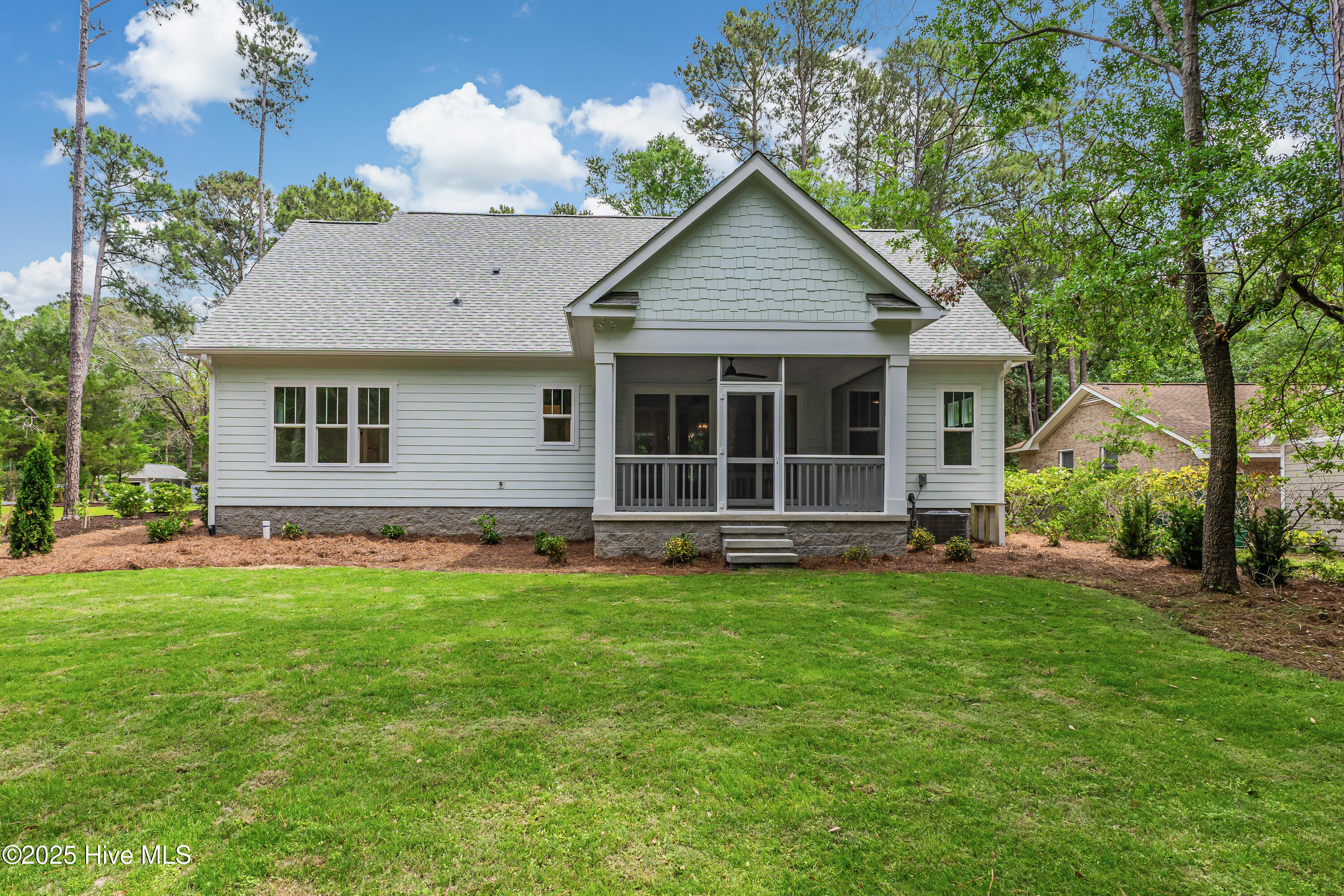 676 Folly Drive SE, Bolivia