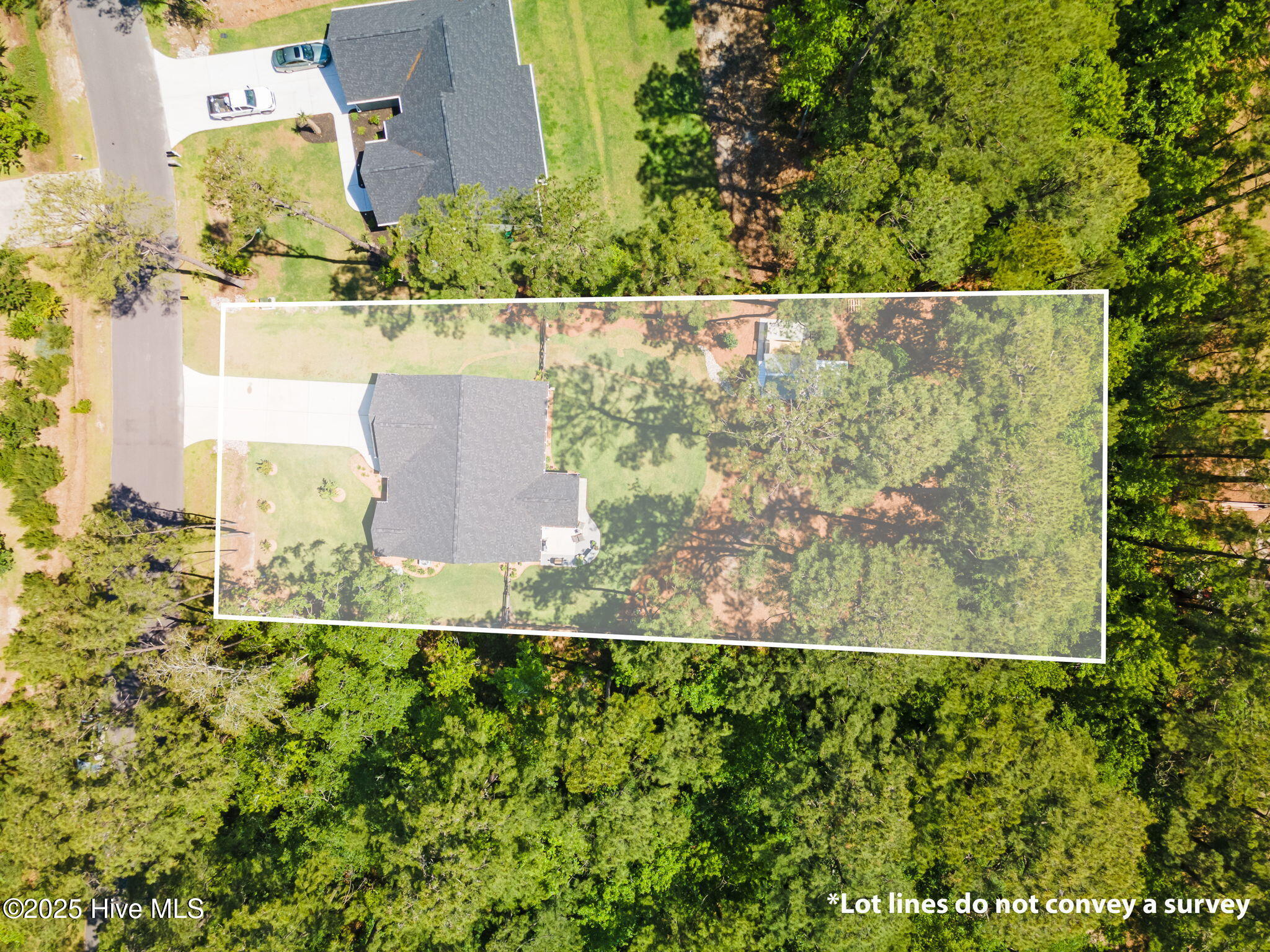 589 Boundaryline Drive NW
