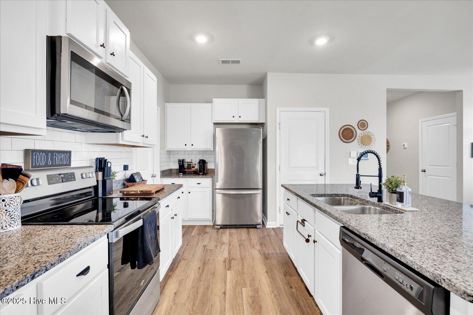 803 Airlie Vista Lane