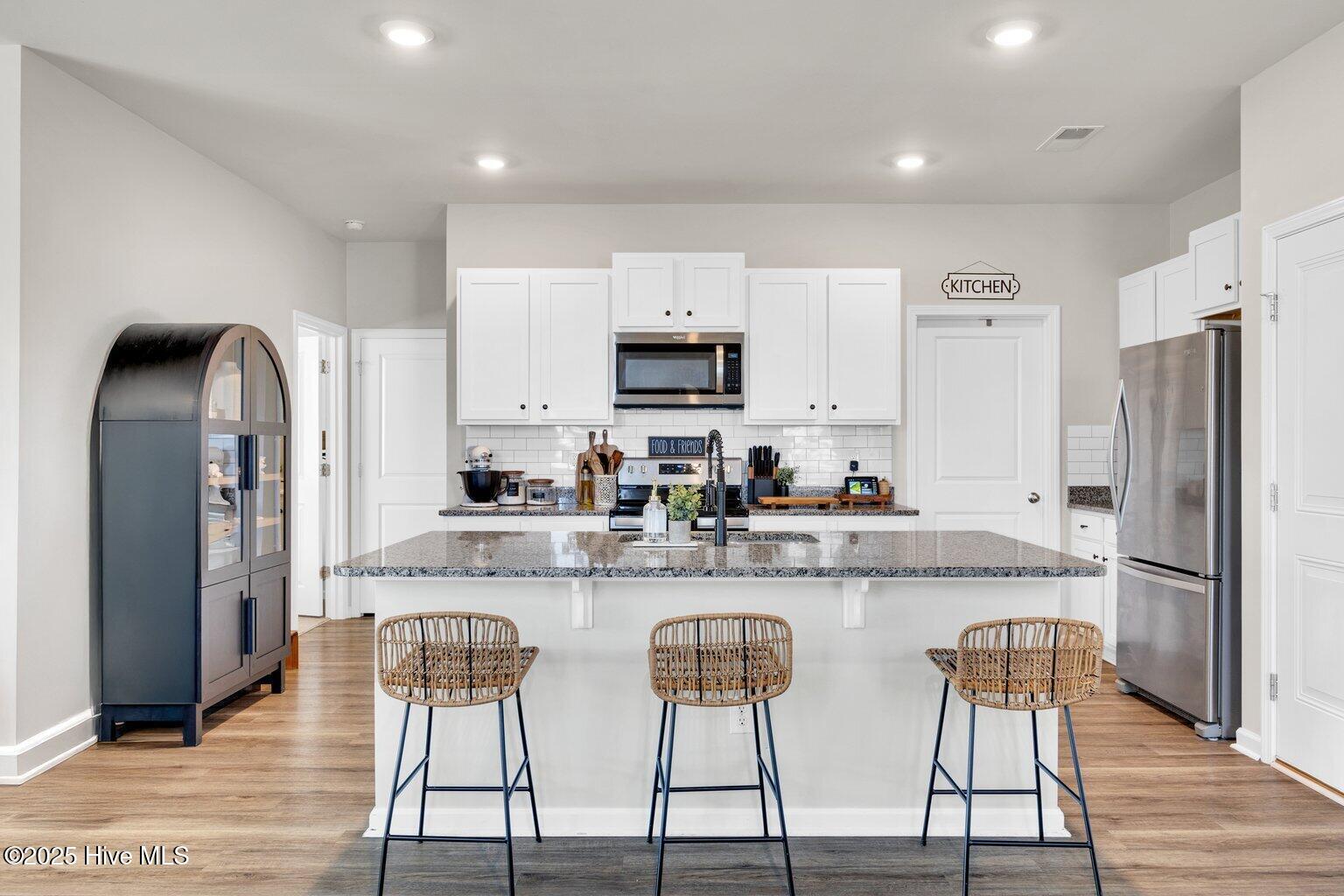 803 Airlie Vista Lane