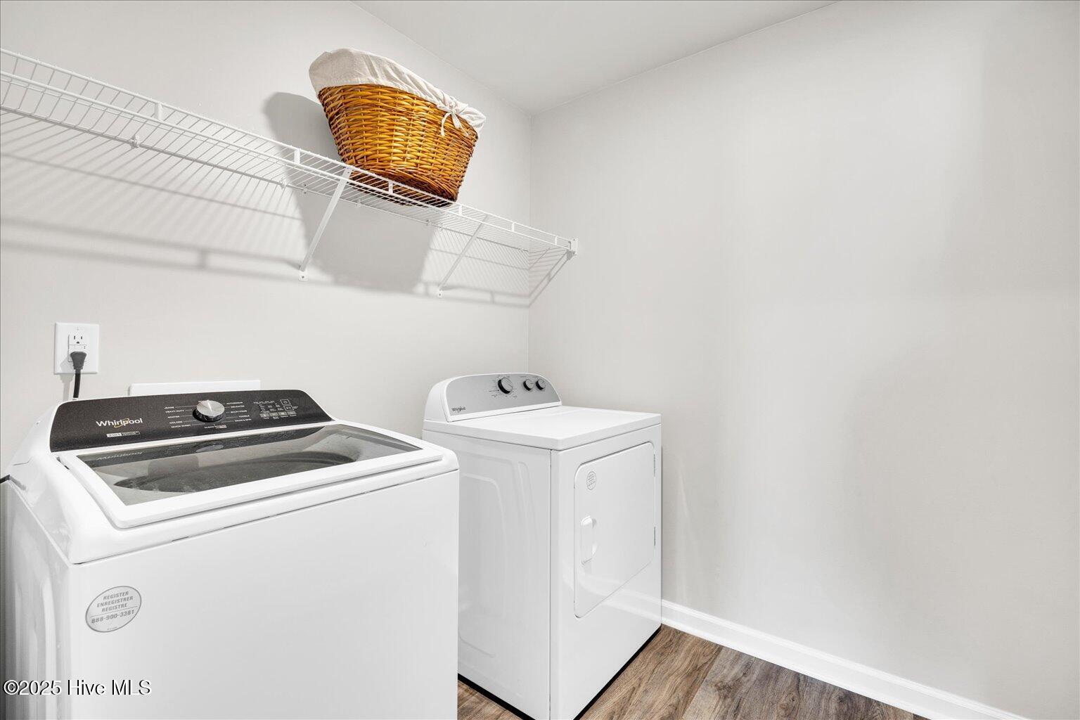 803 Airlie Vista Lane