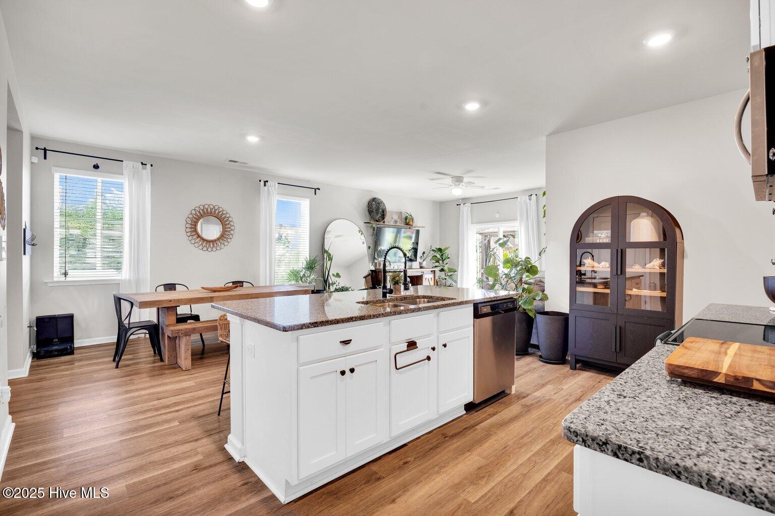 803 Airlie Vista Lane