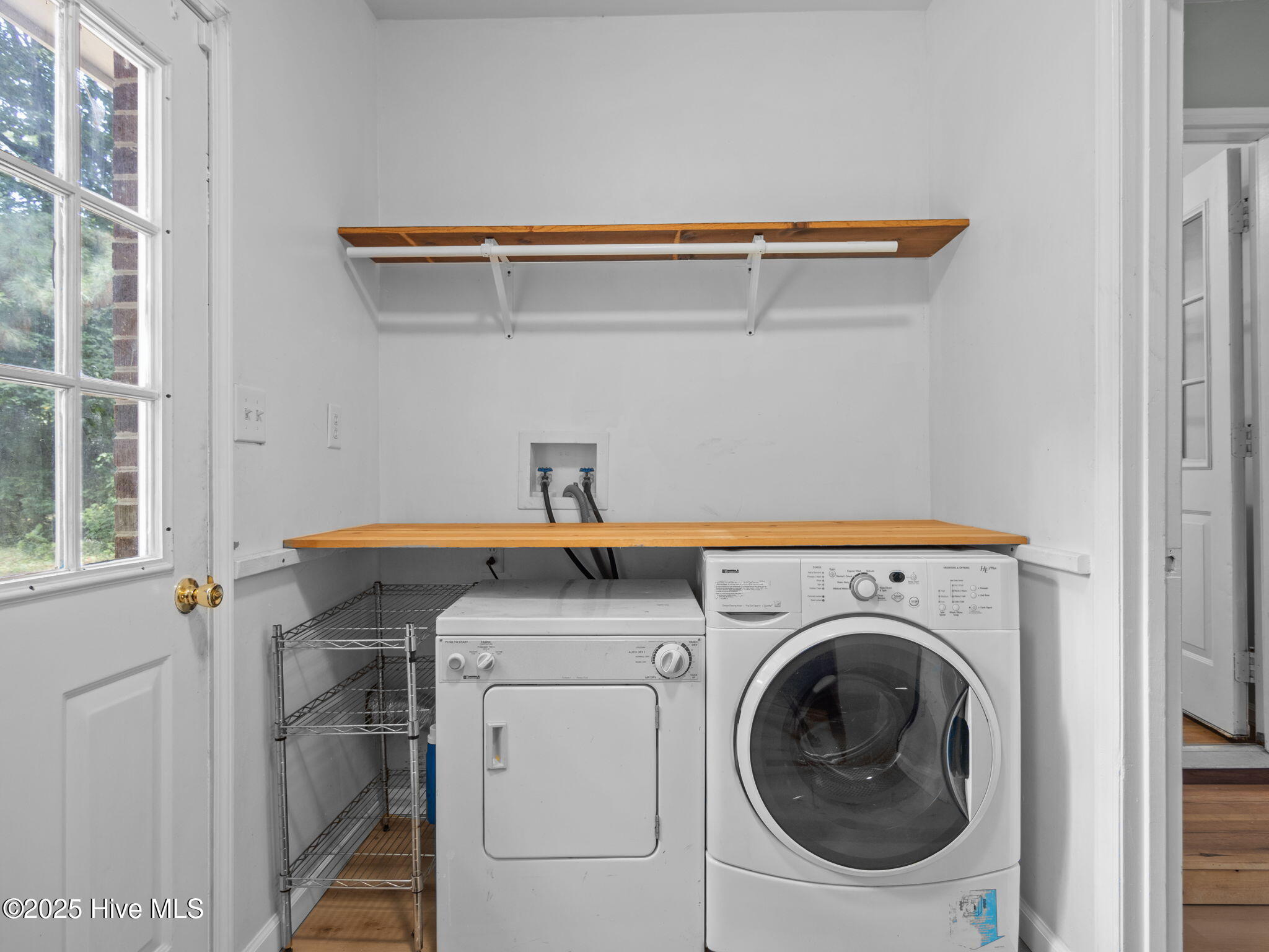 1011 Sand Ridge Road