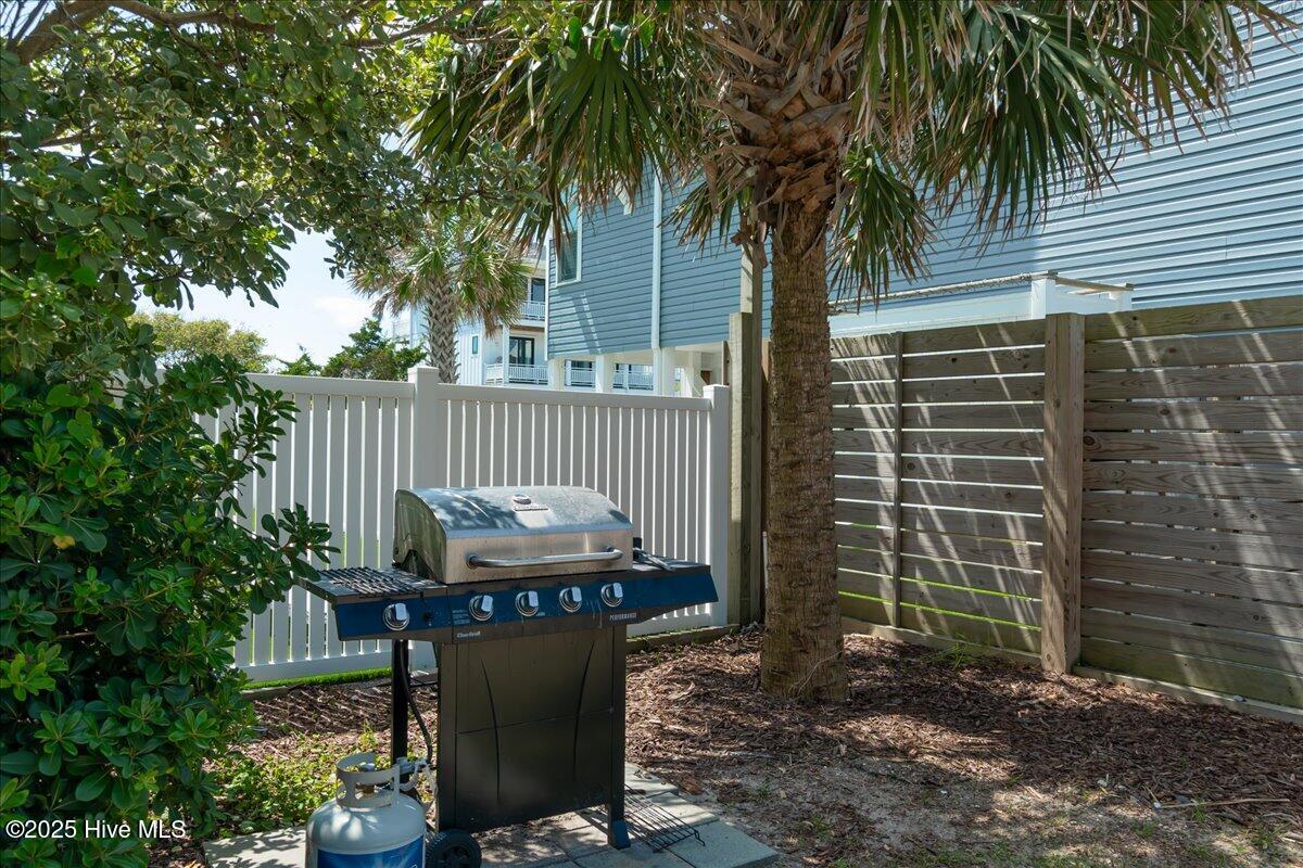 511 S Shore Drive, Surf City