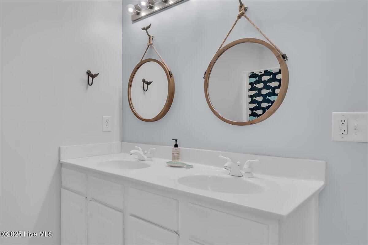 511 S Shore Drive, Surf City