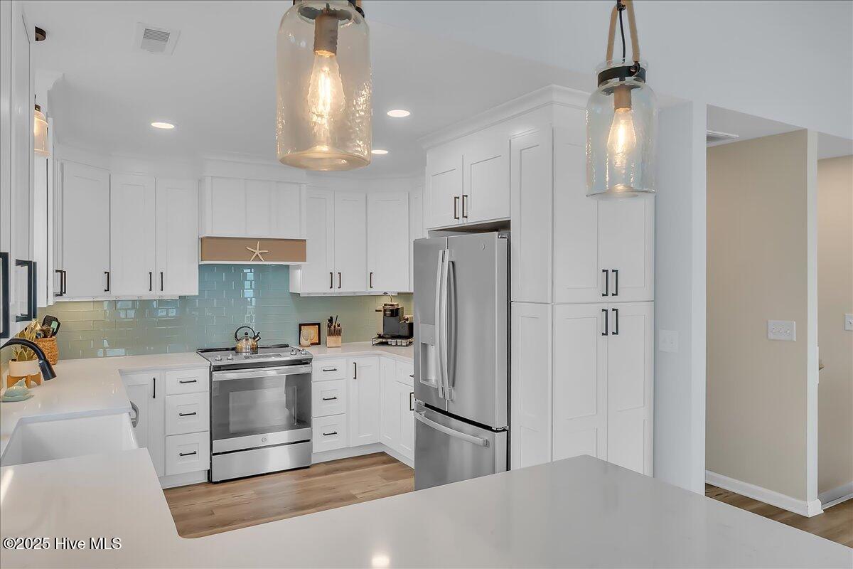 511 S Shore Drive, Surf City