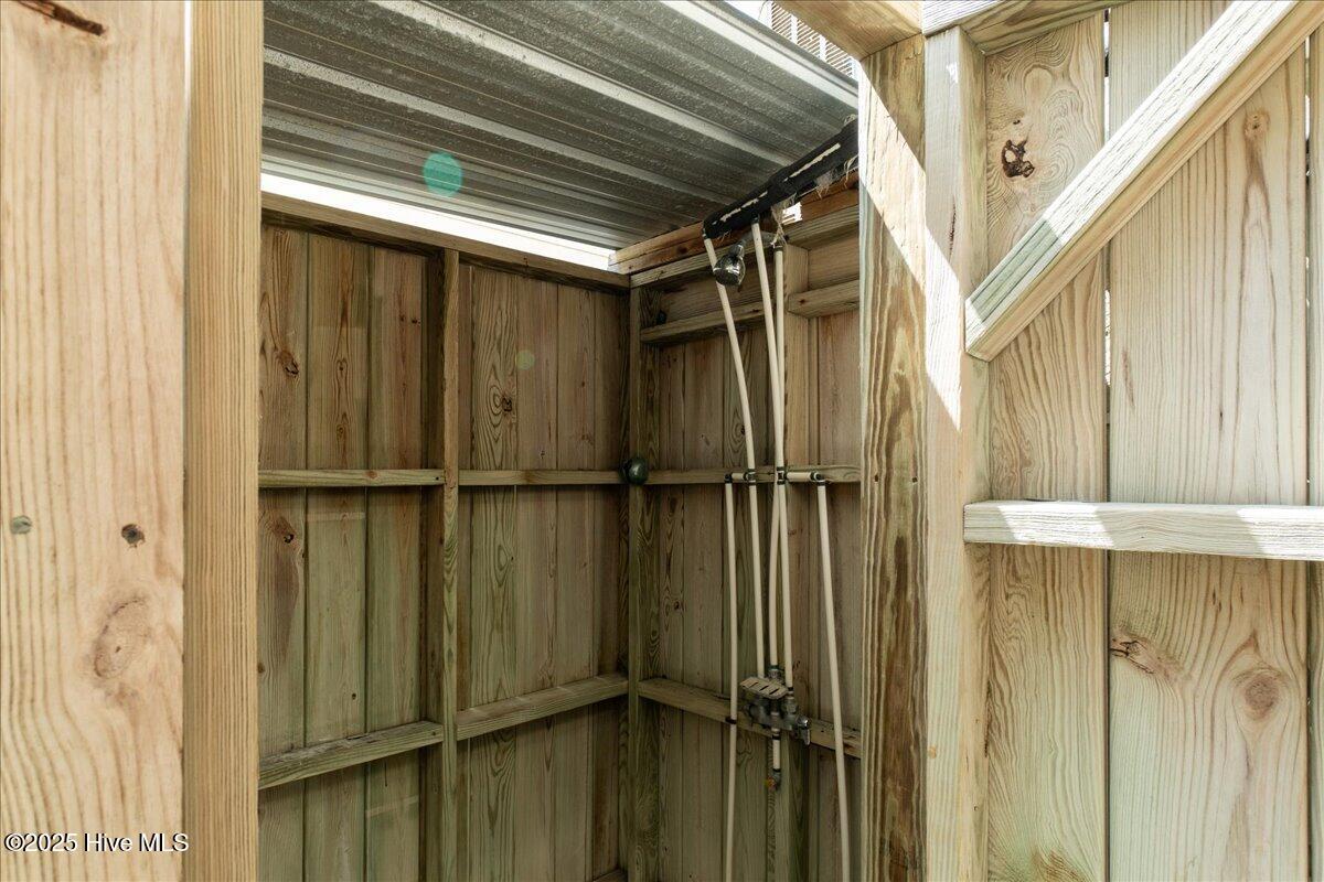 511 S Shore Drive, Surf City