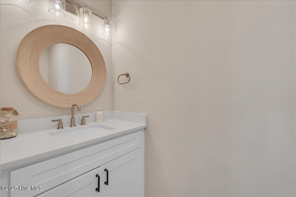 511 S Shore Drive, Surf City