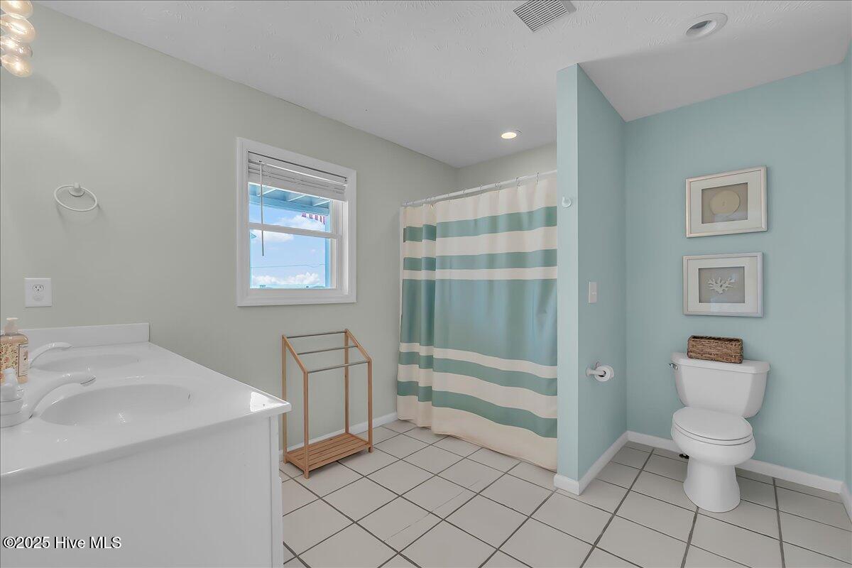 511 S Shore Drive, Surf City