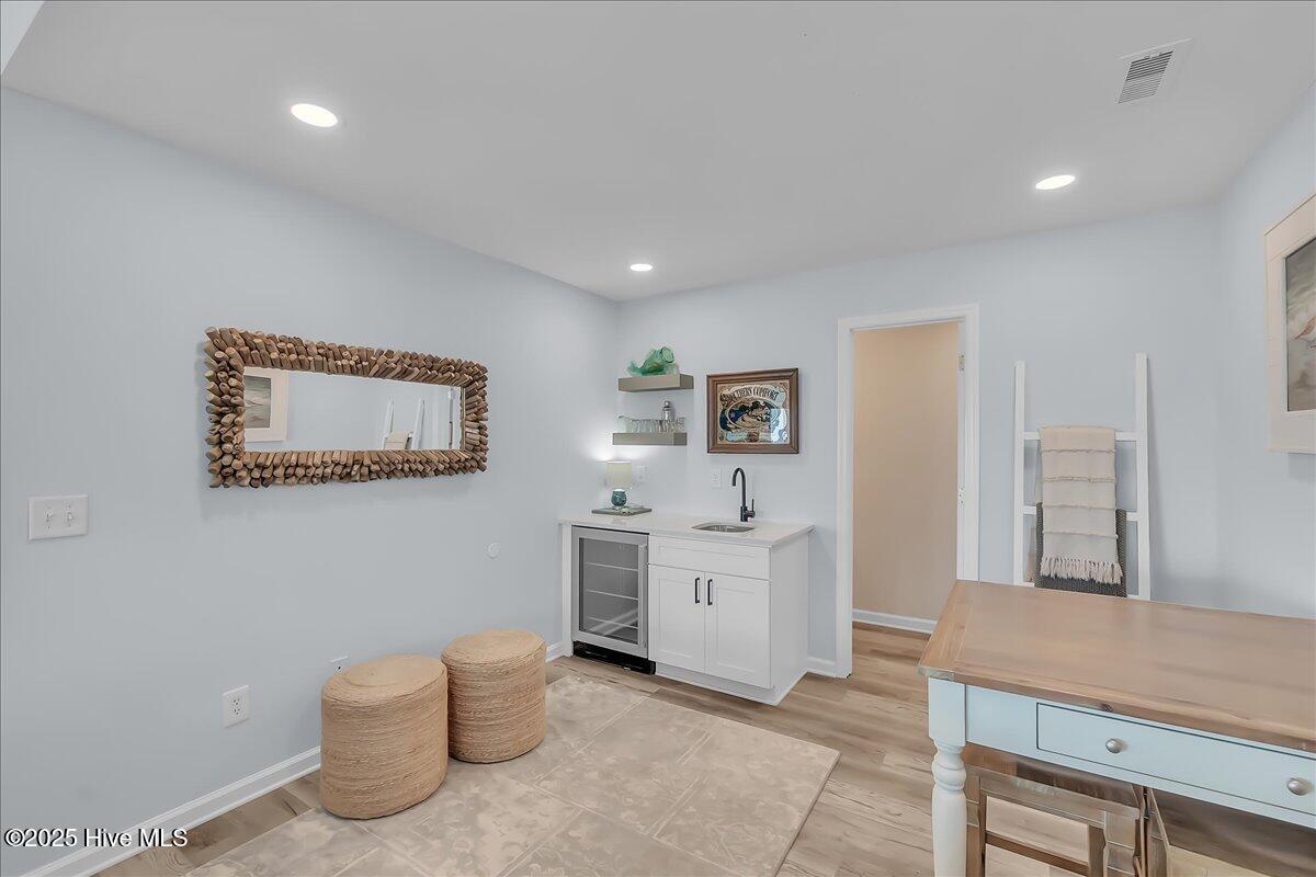 511 S Shore Drive, Surf City