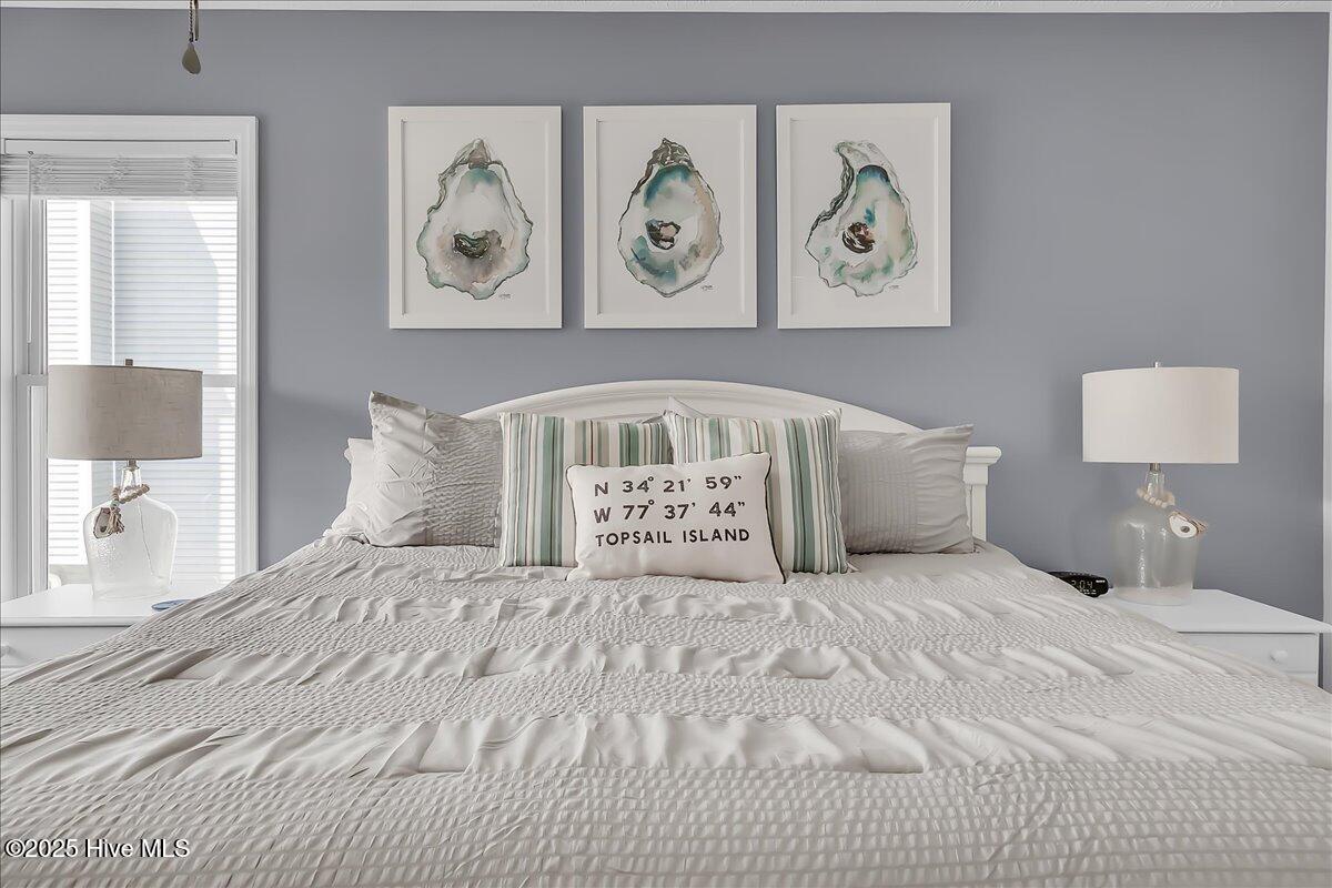 511 S Shore Drive, Surf City