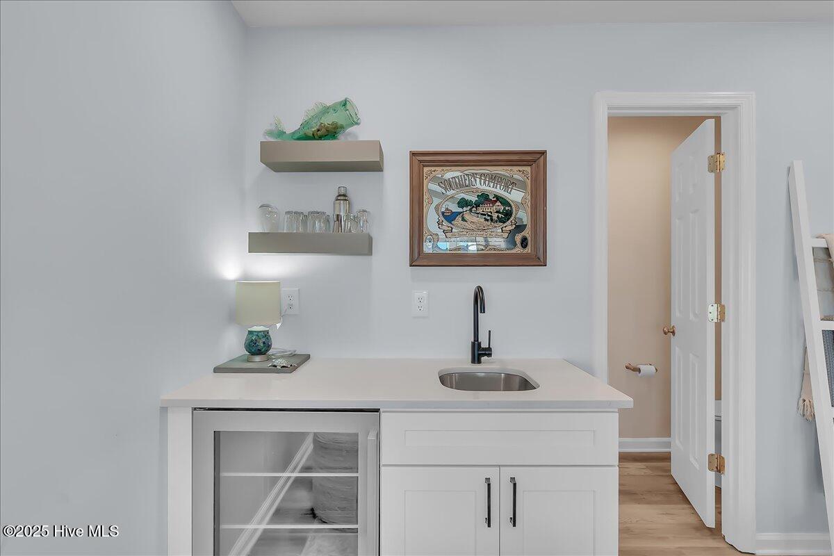 511 S Shore Drive, Surf City