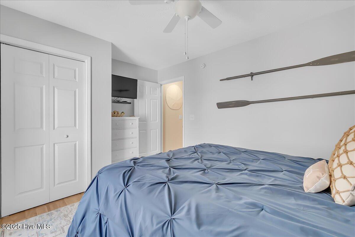 511 S Shore Drive, Surf City