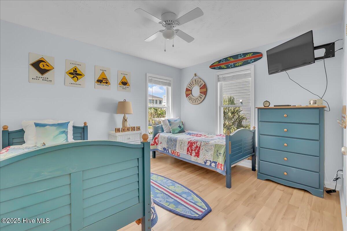 511 S Shore Drive, Surf City